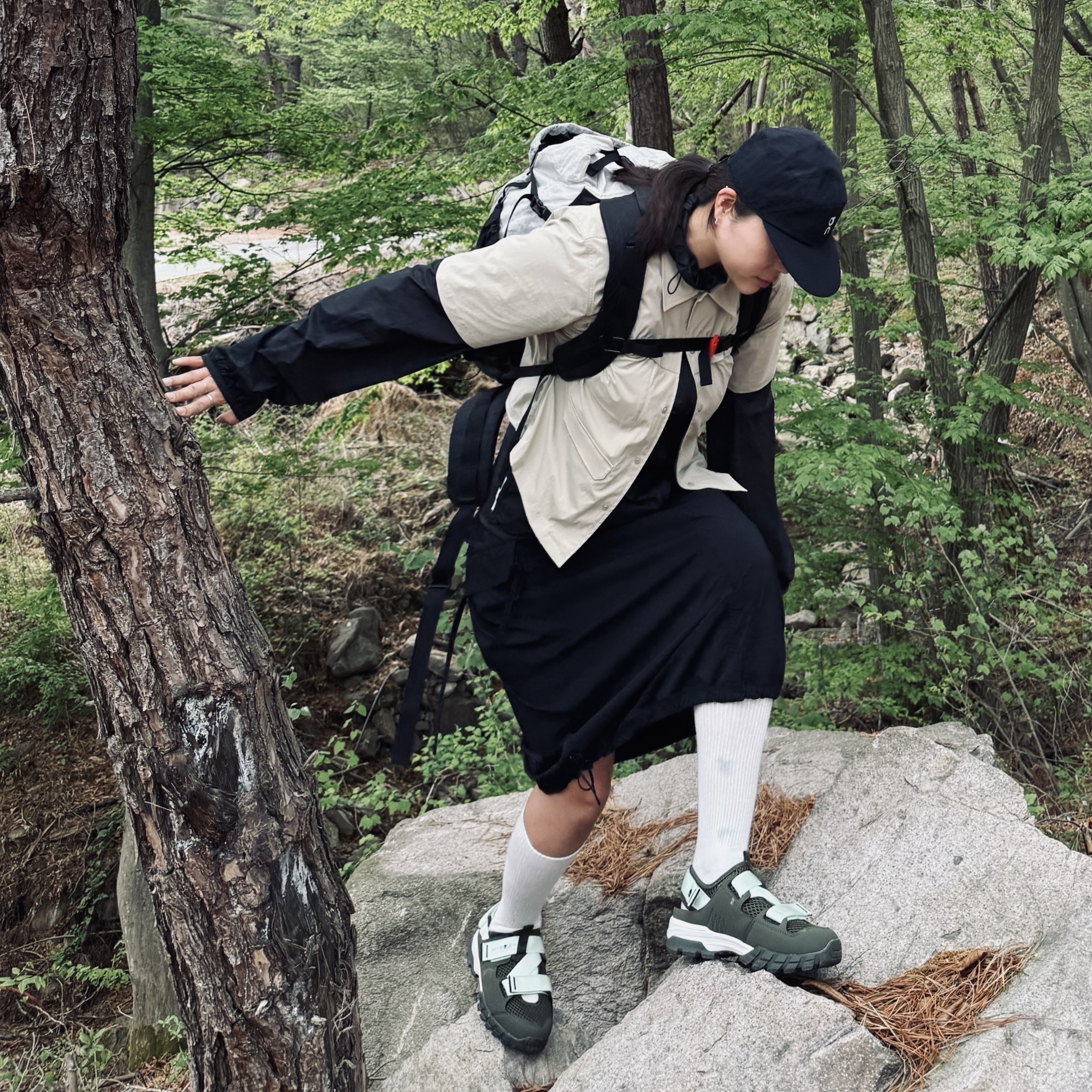 On Running Performance Cap Black 착용 스타일 - 1