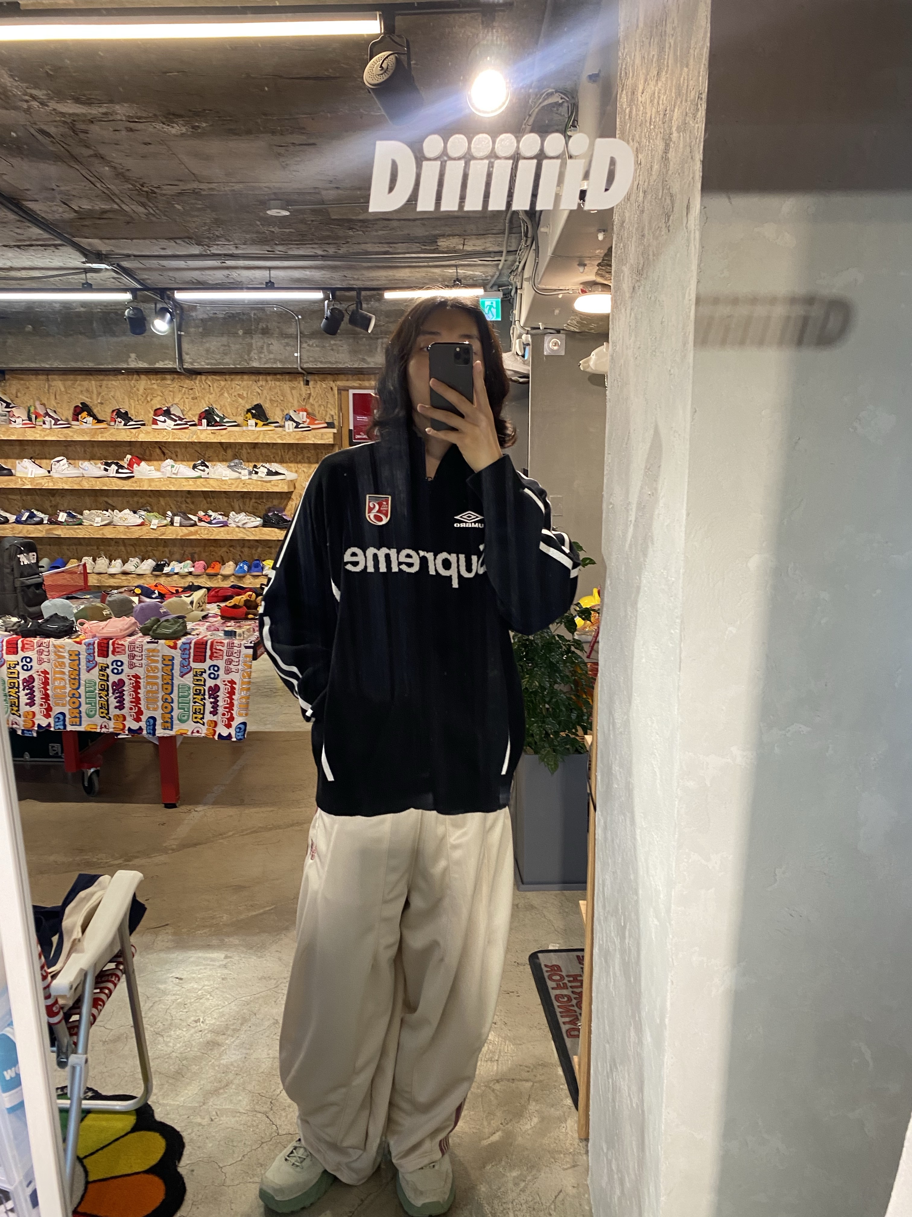 Supreme x Umbro Zip Up Sweater Light Blue - 25SS, Needles x LHP H.D. Nylon Track Pants Black 착용 스타일 - 7