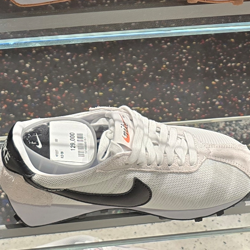 (W) Nike LD-1000 Summit White and Black 착용 스타일
