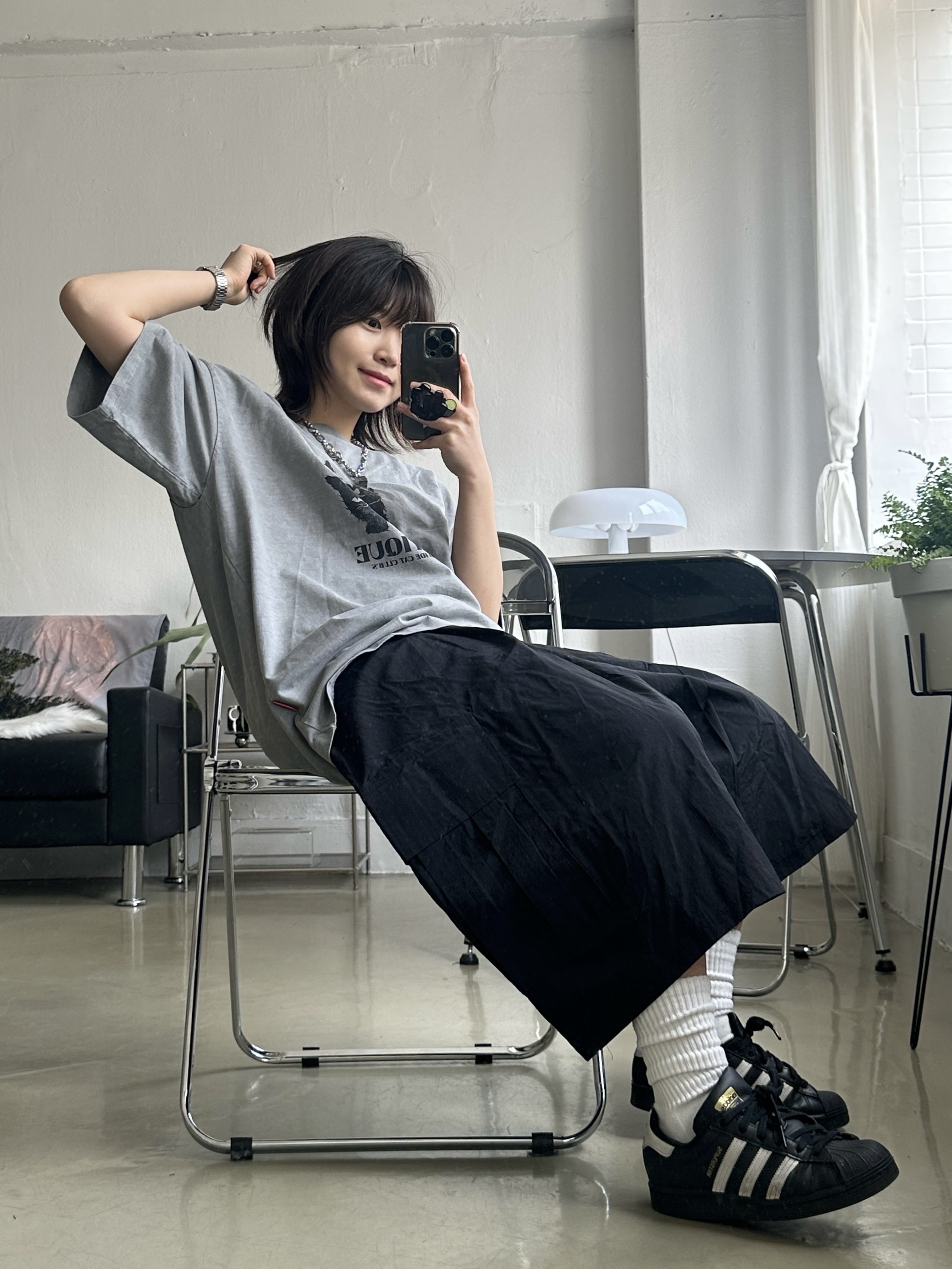Adidas Superstar Core Black White, Carhartt Canvas Cap Black 착용 스타일 - 4