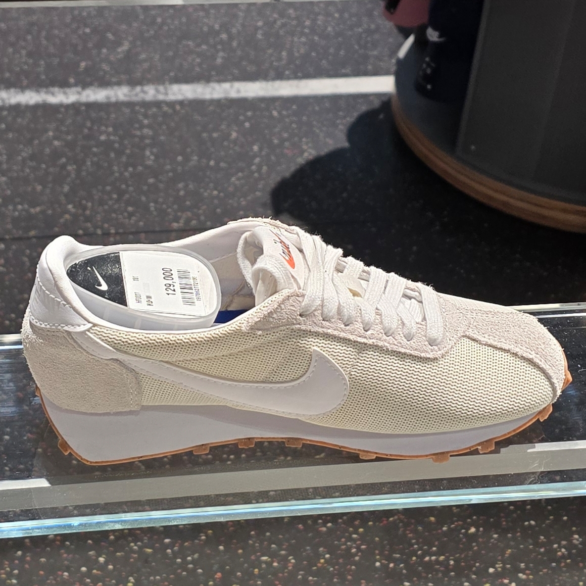 (W) Nike LD-1000 Summit White Sail 착용 스타일