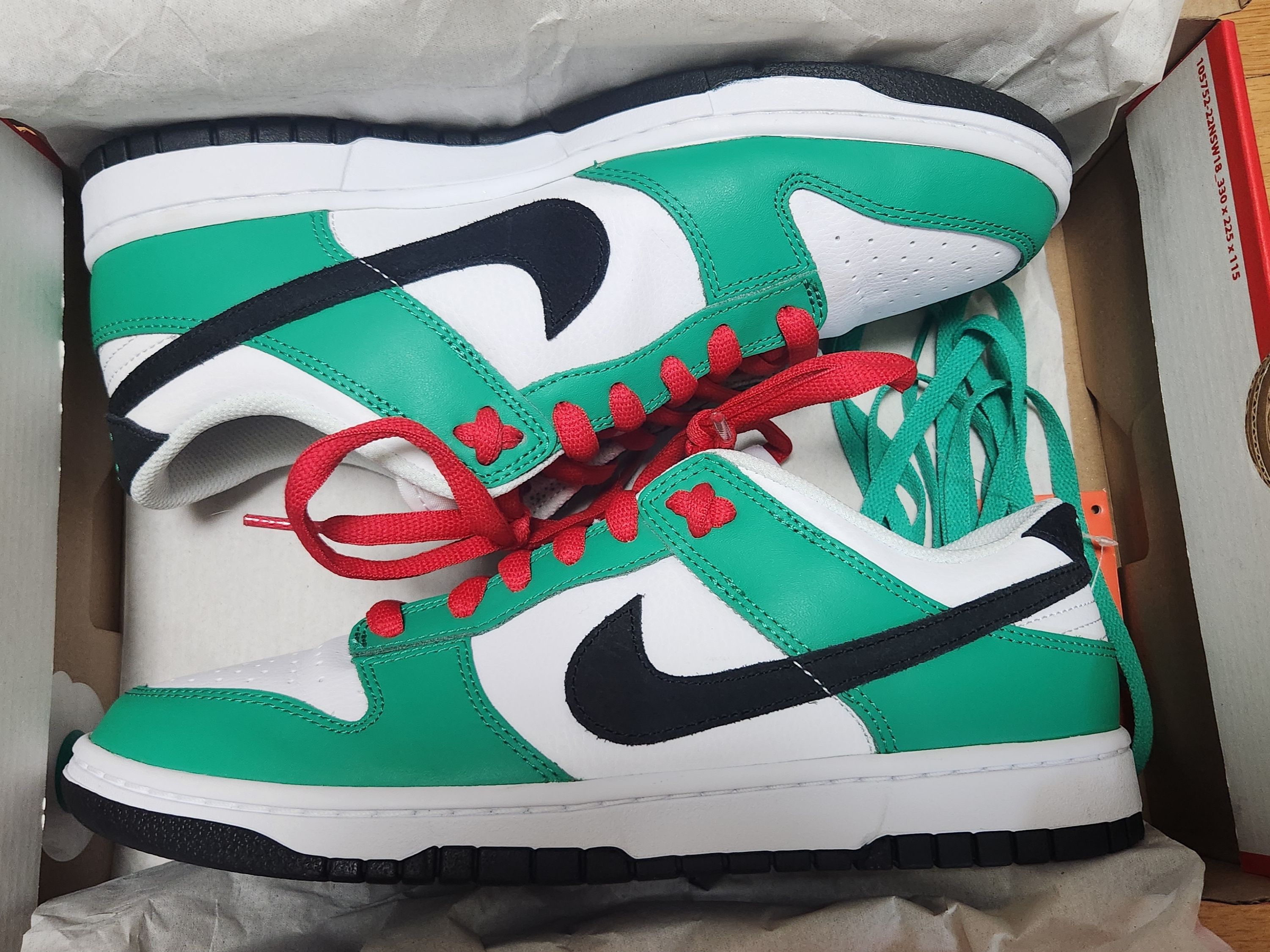Nike Dunk Low White Green 착용 스타일