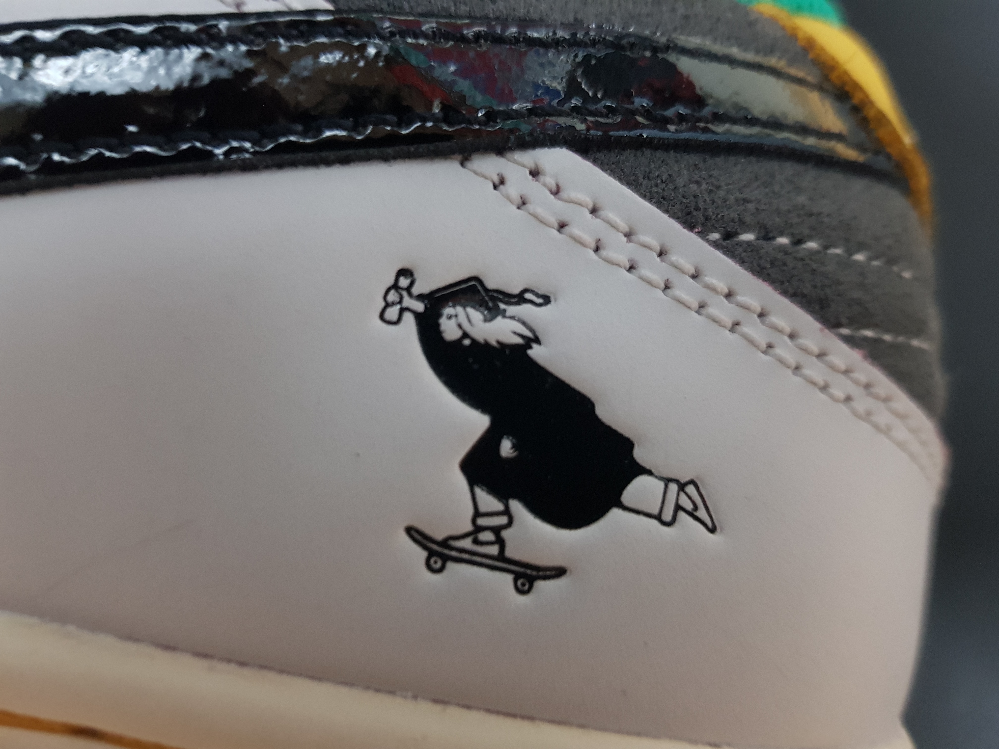 Nike x CSEF SB Dunk Low Pro White and Black 착용 스타일 - 6