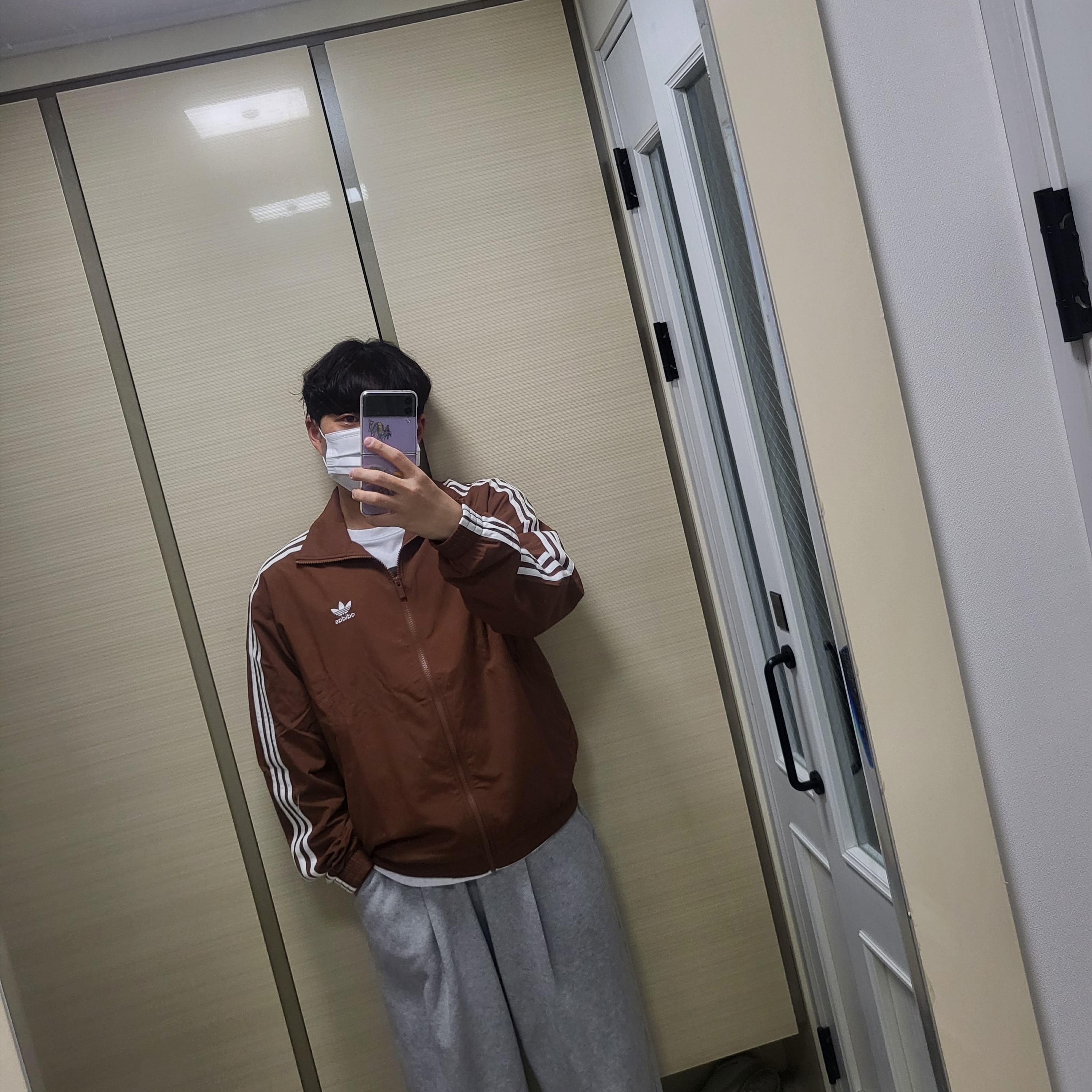 Adidas Adicolor Woven Firebird Track Top Preloved Brown - KR Sizing 착용 스타일