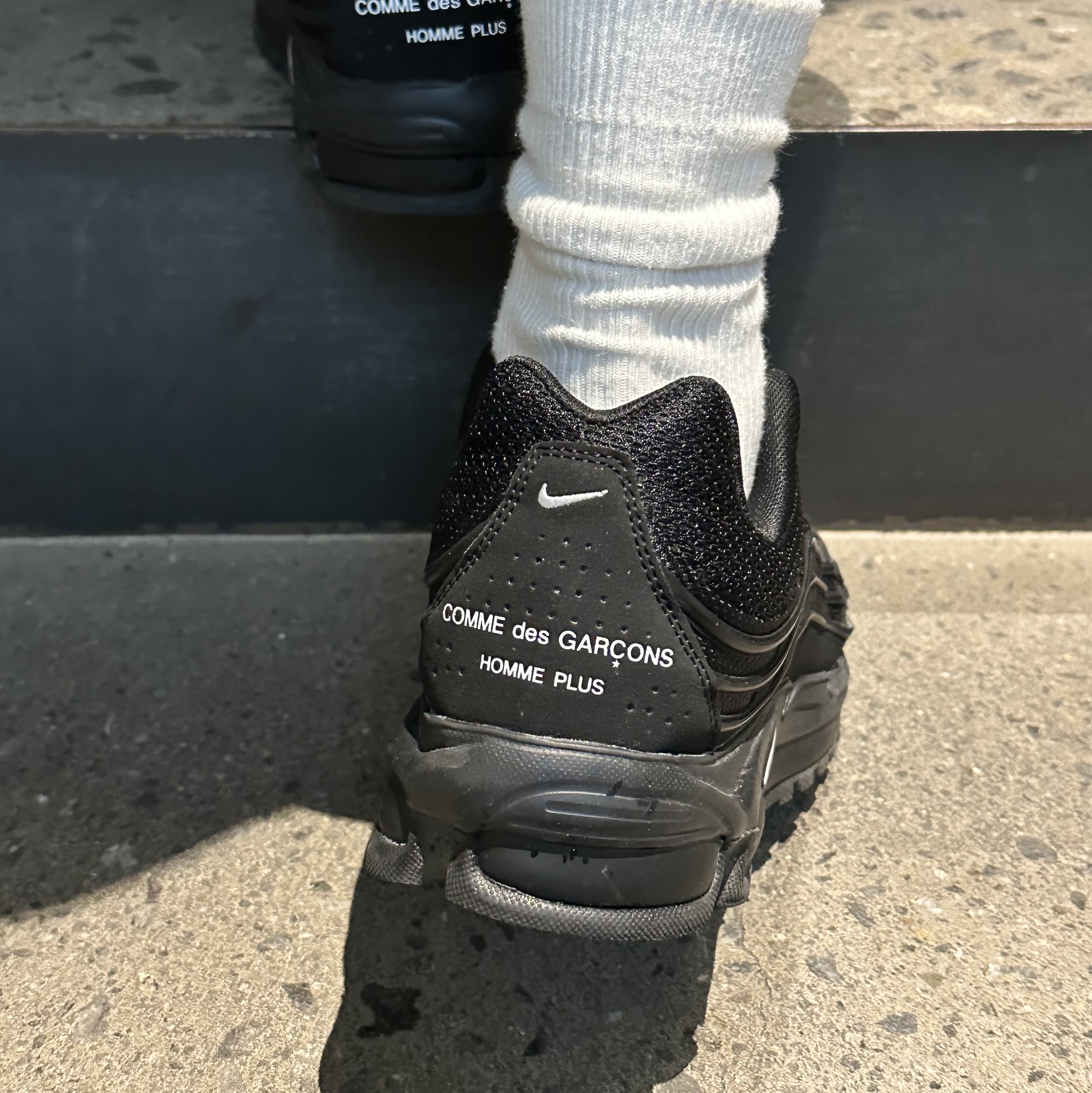 Nike x Comme des Garcons Homme Plus Air Max TL 2.5 Black 착용 스타일 - 1