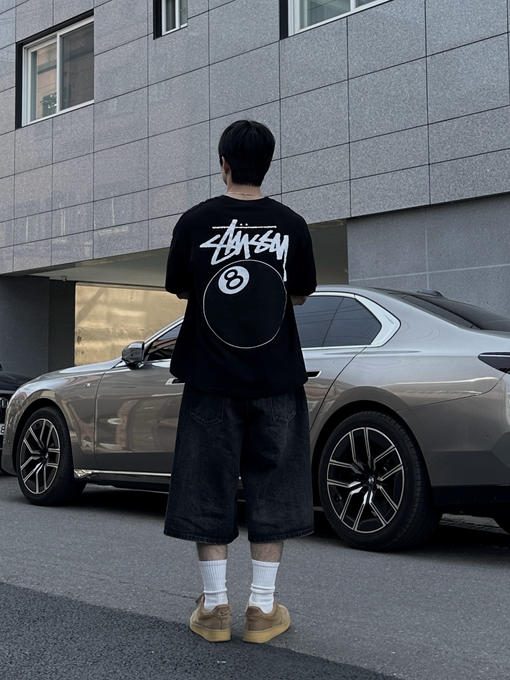 Stussy 8 Ball T-Shirt Black - 22SS 착용 스타일