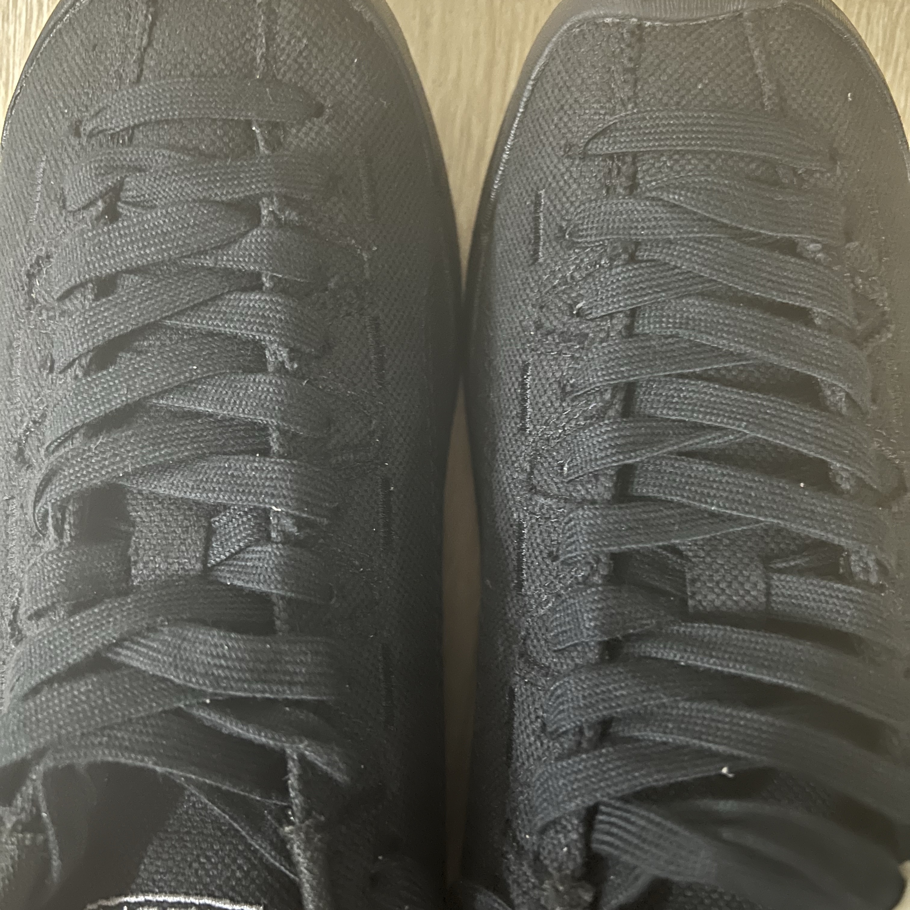 Keen Jasper Canvas Sneakers Women Black 착용 스타일
