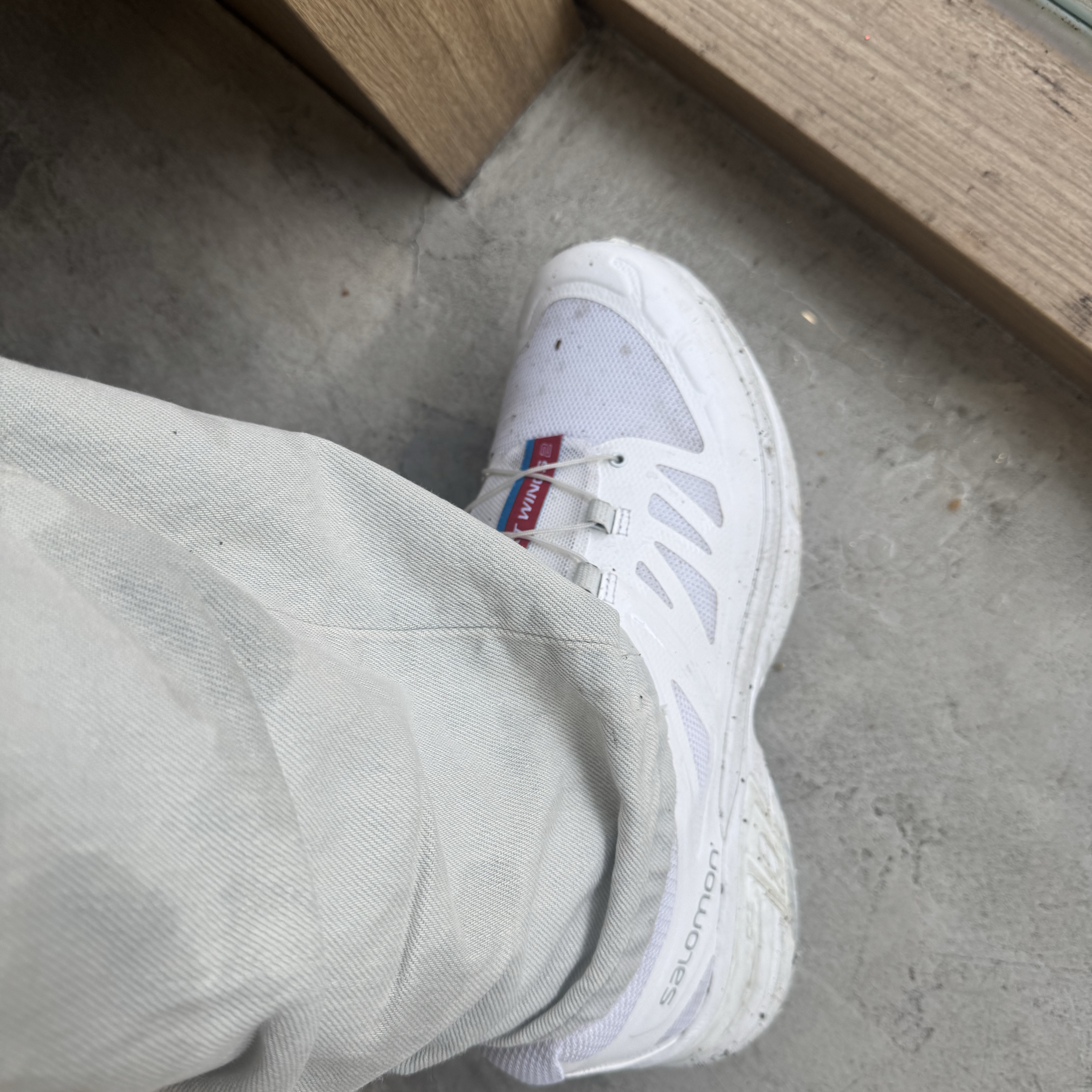Salomon x Palace XT-Wings 2 White 착용 스타일 - 1