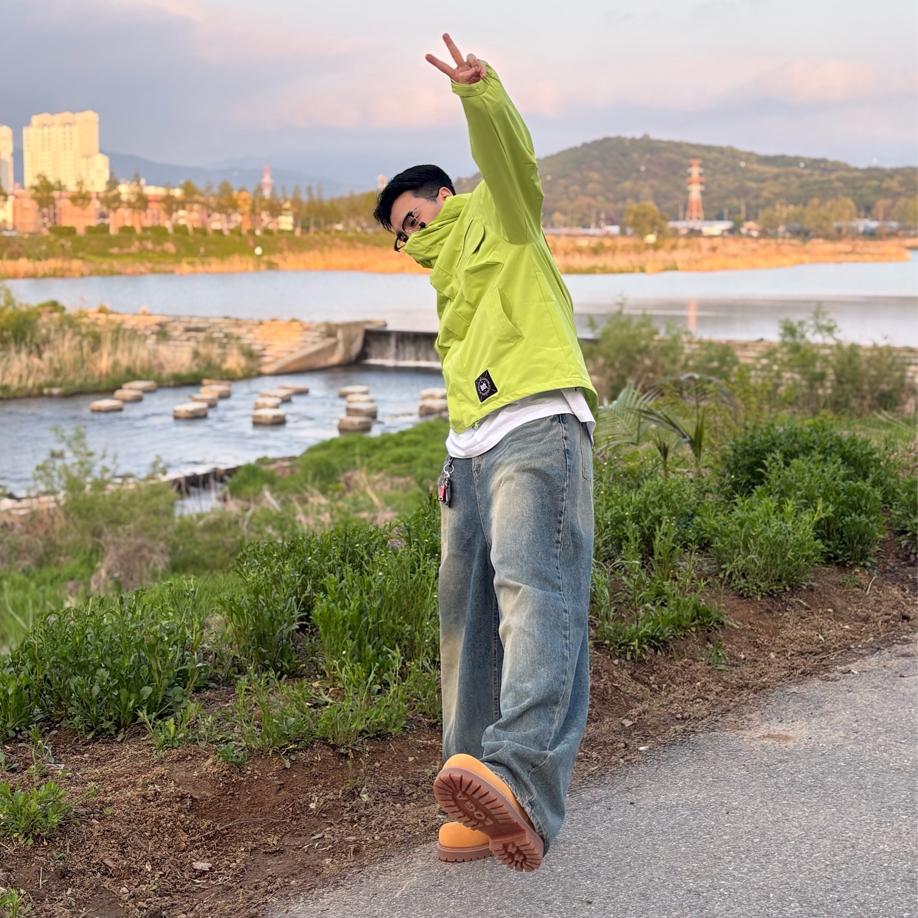 LOSTGARDEN Route Tan 착용 스타일 - 3
