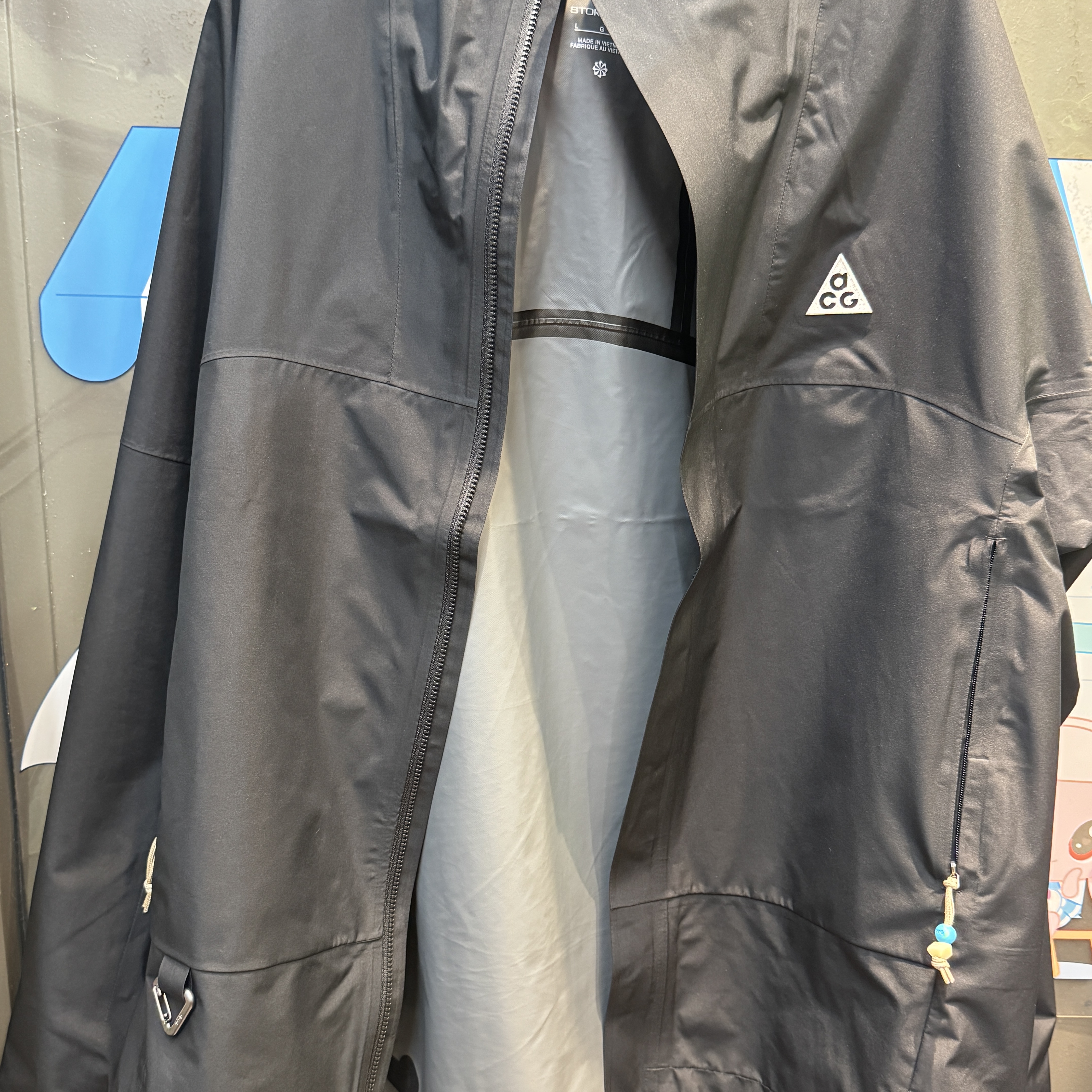 Nike ACG Storm-Fit ADV Cascade Rains Full Zip Jacket Black - Asia 착용 스타일