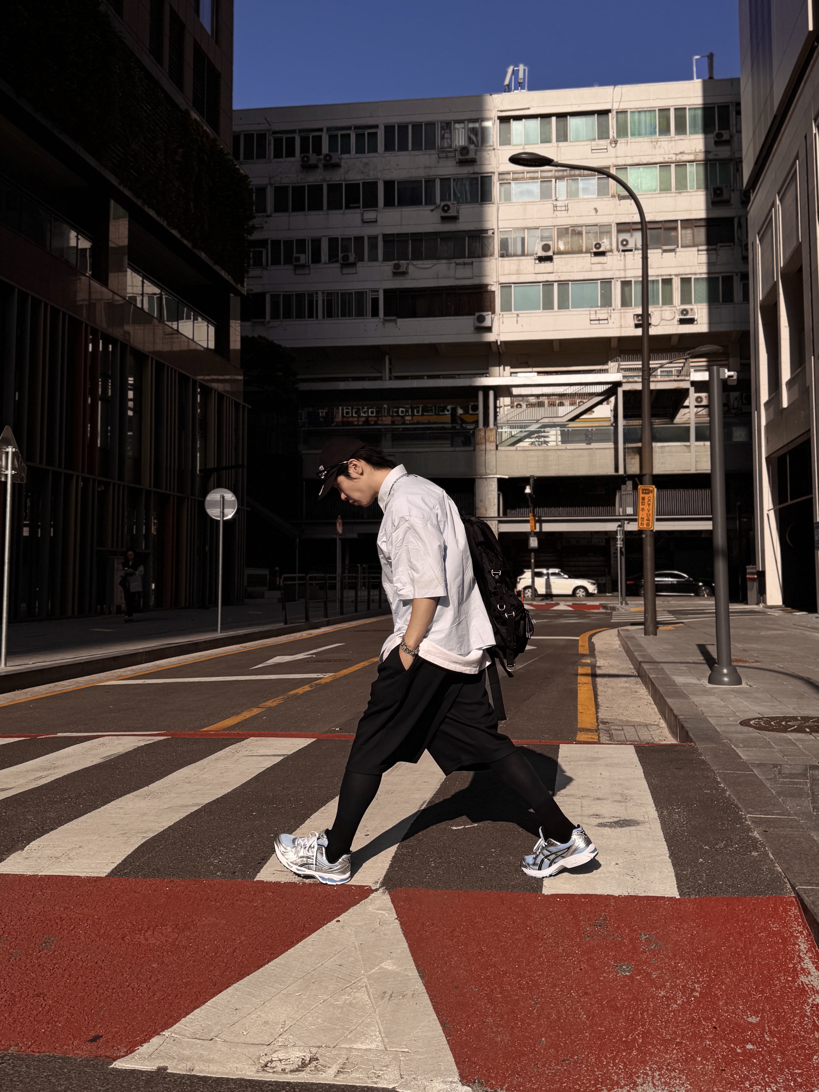 Gentle Monster x Maison Margiela MM007 Black Black, Asics Gel-Kayano 14 Arctic Sky Pure Silver 착용 스타일 - 3