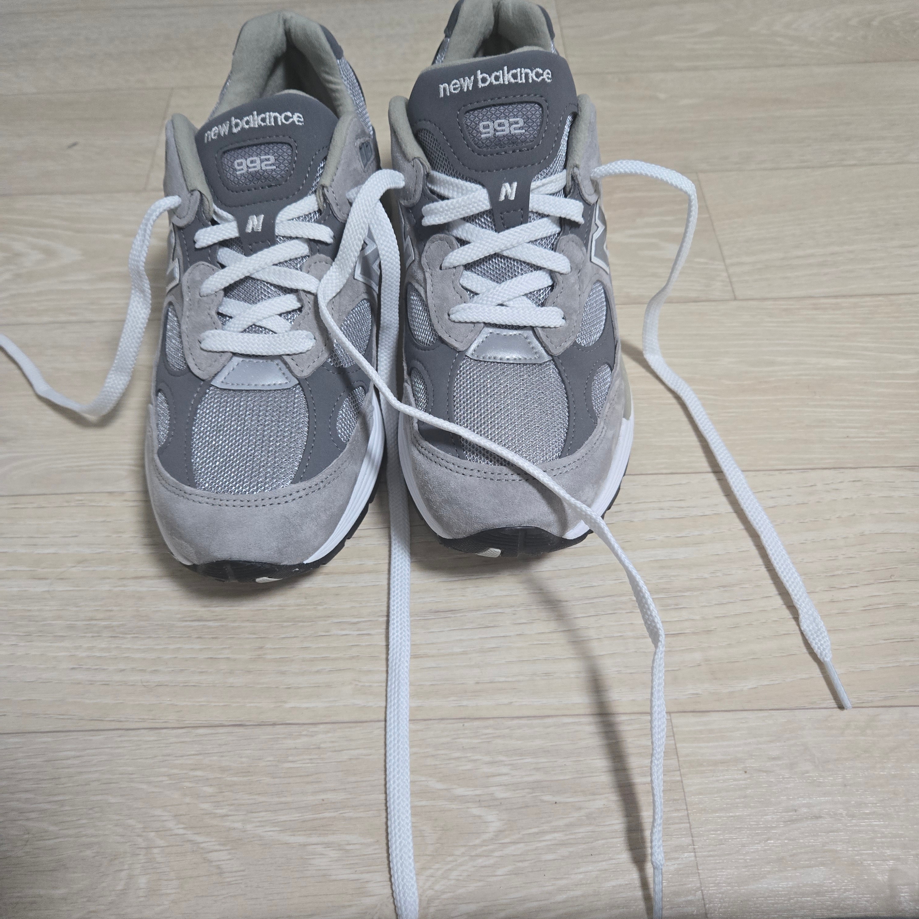 New Balance 992 Made in USA Grey - D Standard 착용 스타일