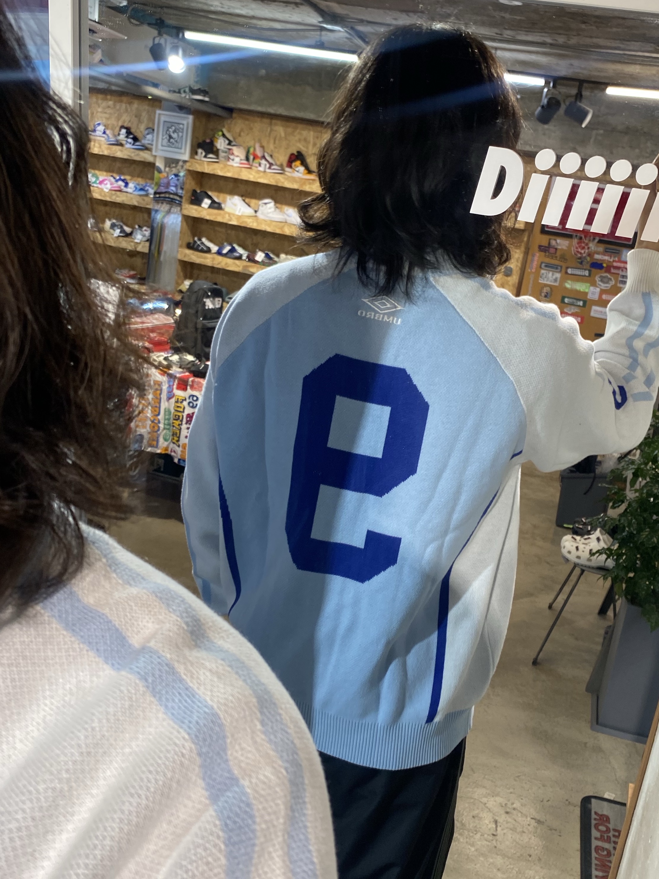 Supreme x Umbro Zip Up Sweater Light Blue - 25SS, Needles x LHP H.D. Nylon Track Pants Black 착용 스타일 - 5