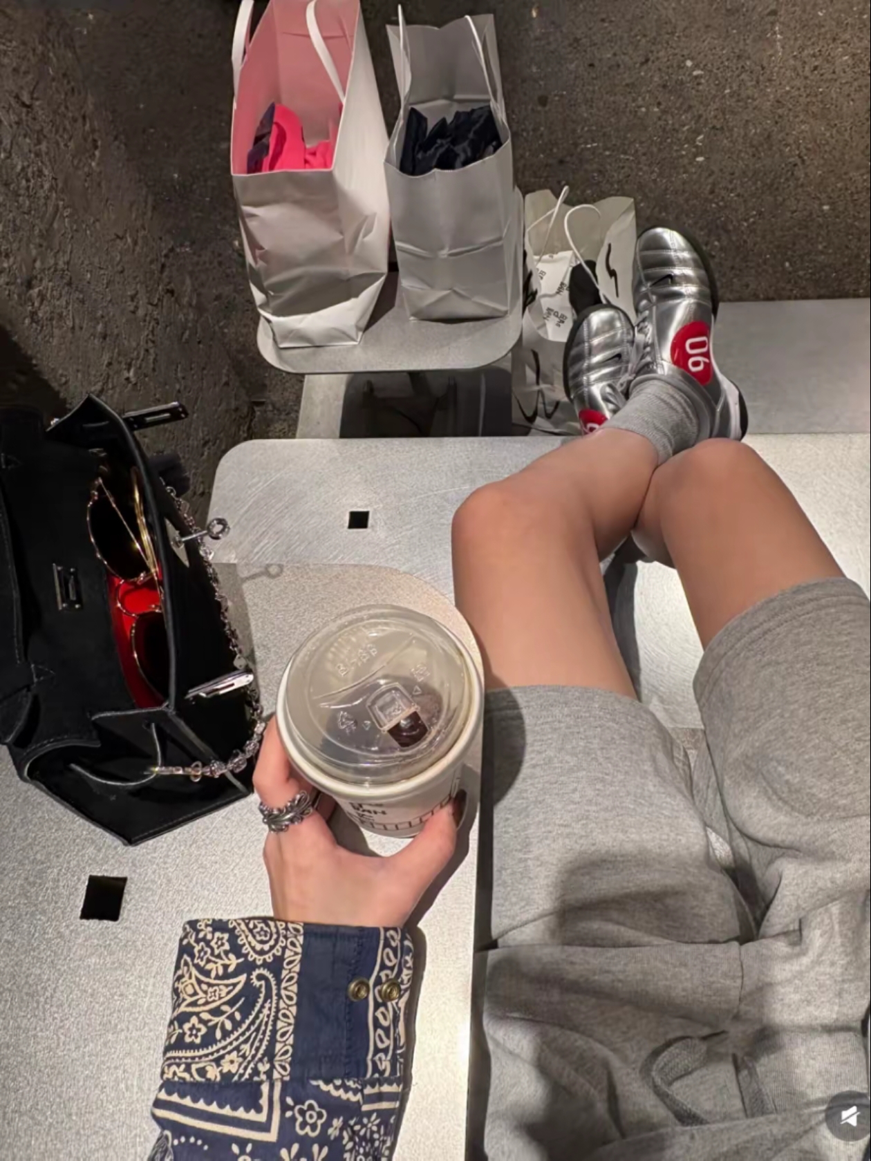 Nike Total 90 III SP Metallic Silver and Black 착용 스타일
