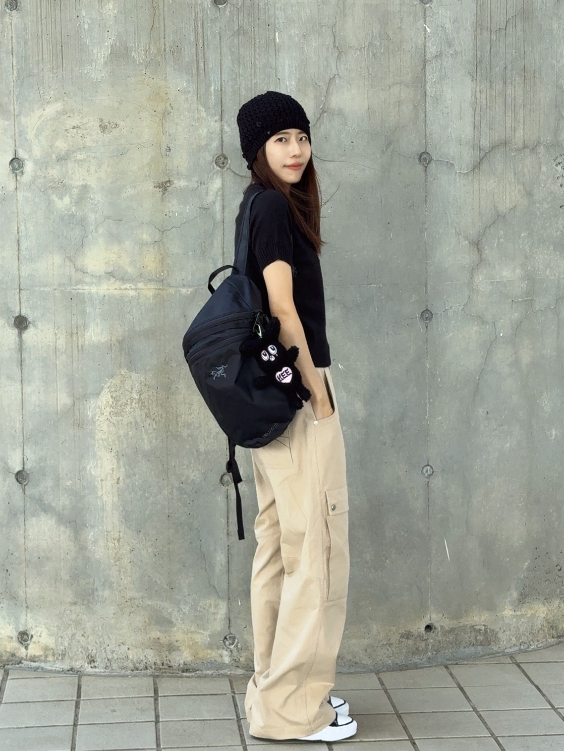 Maison Mihara Yasuhiro Peterson OG Sole Canvas Low Sneakers Black, Arc'teryx Heliad 15 Backpack Black 착용 스타일 - 3