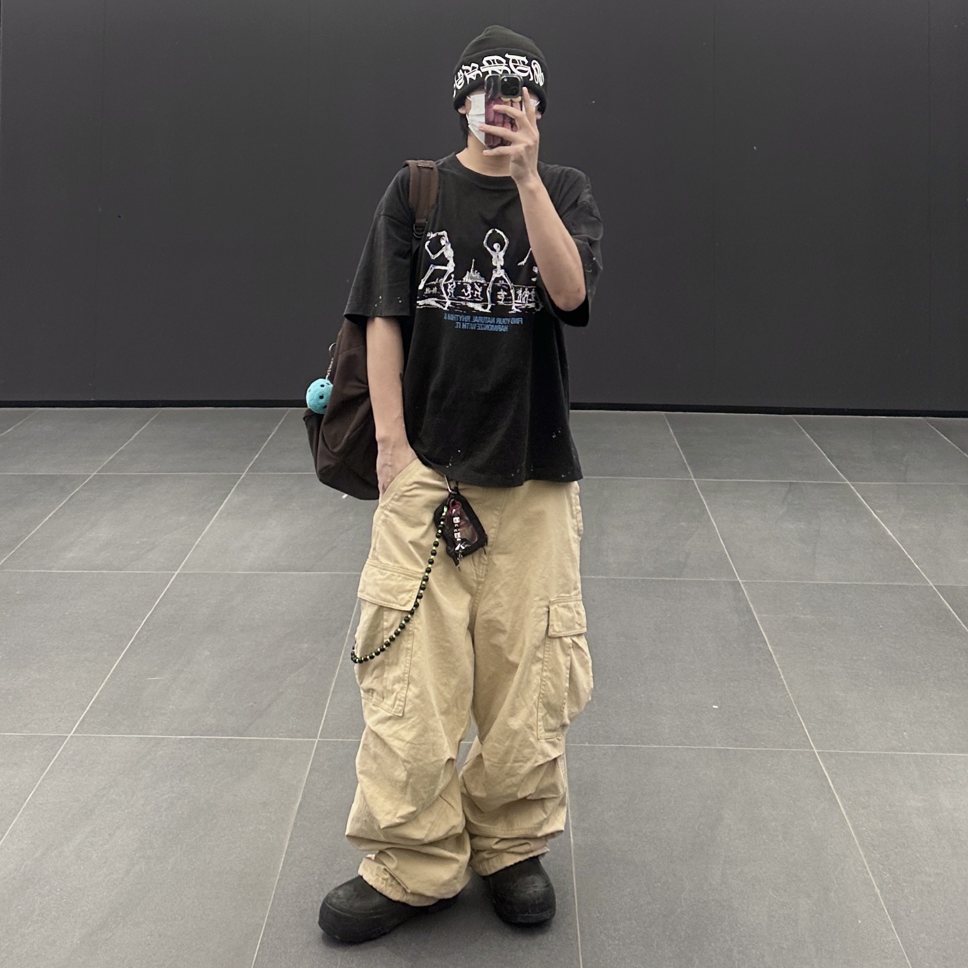 NOD Stone Washed Cargo Pants Beige, Supreme New Era Blackletter Beanie Black - 25SS 착용 스타일 - 3