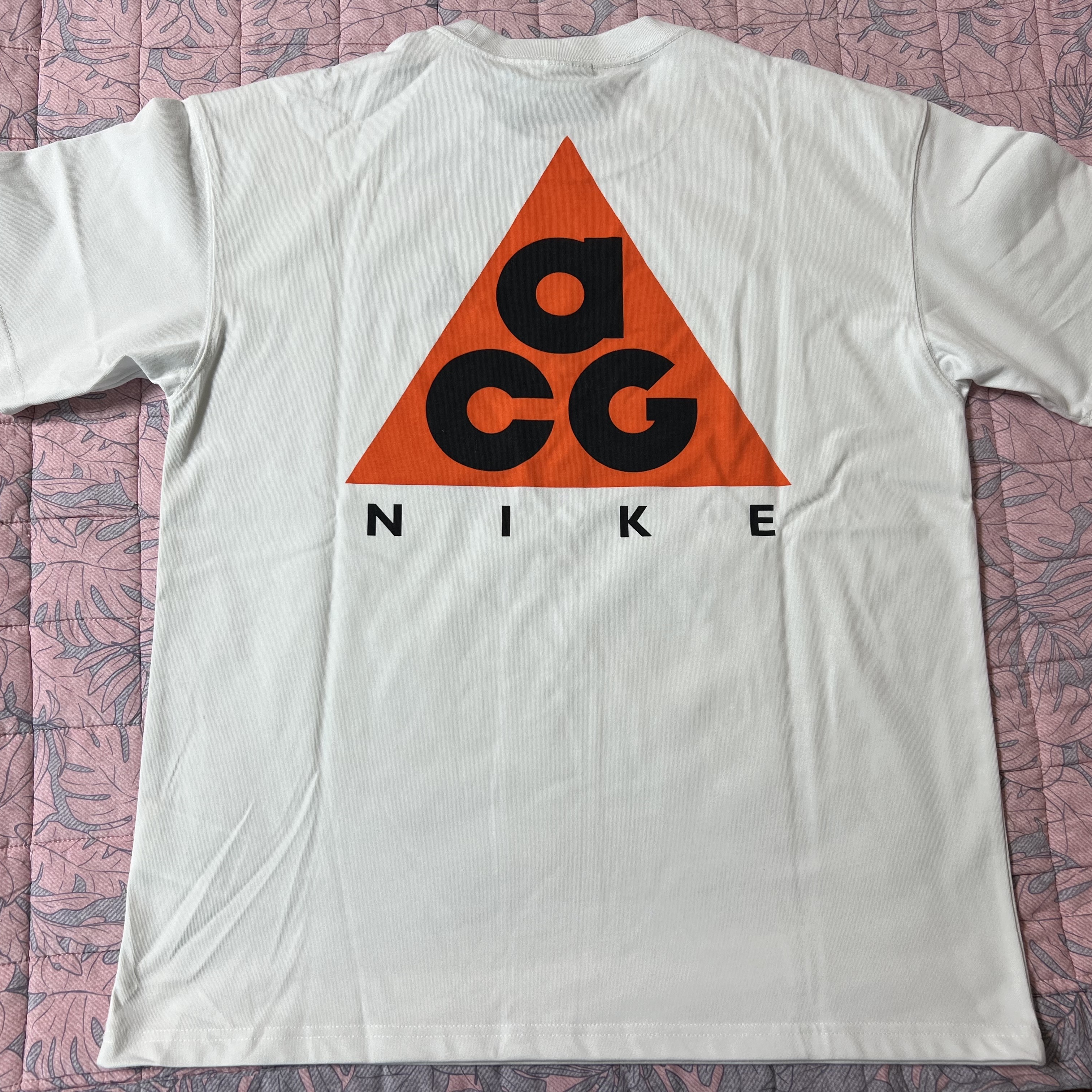 Nike ACG Max 90 T-Shirt Summit White - Asia 착용 스타일