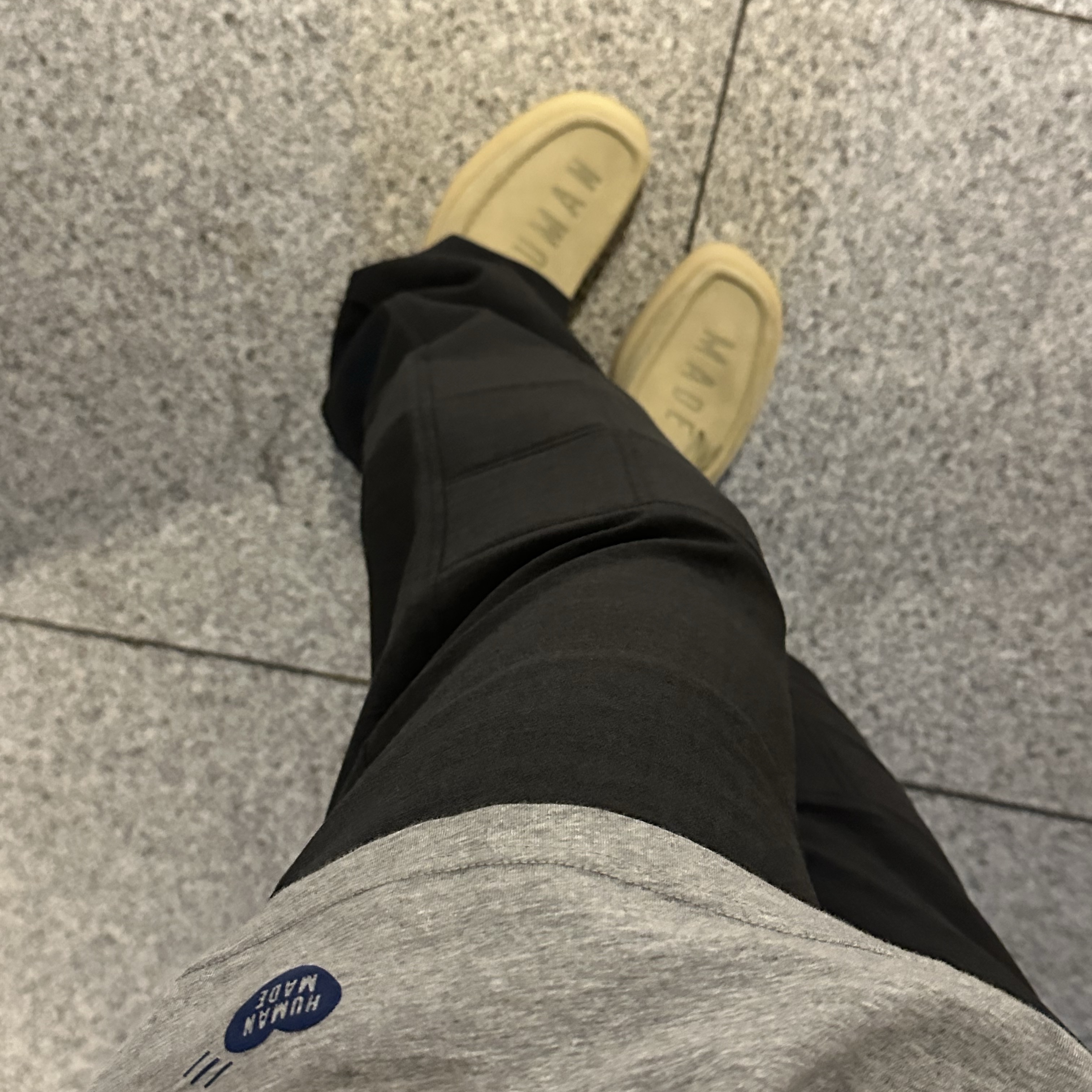 Clarks x Human Made Wallabee Made Beige 착용 스타일 - 2