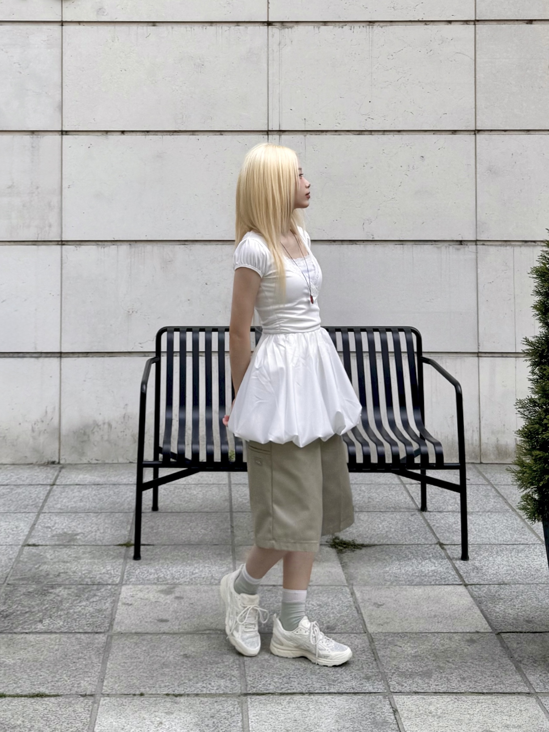Asics Gel-Nunobiki Cream Pure Silver, Dickies Loose Fit 13 Inch Flat Front Work Shorts Khaki 착용 스타일 - 3