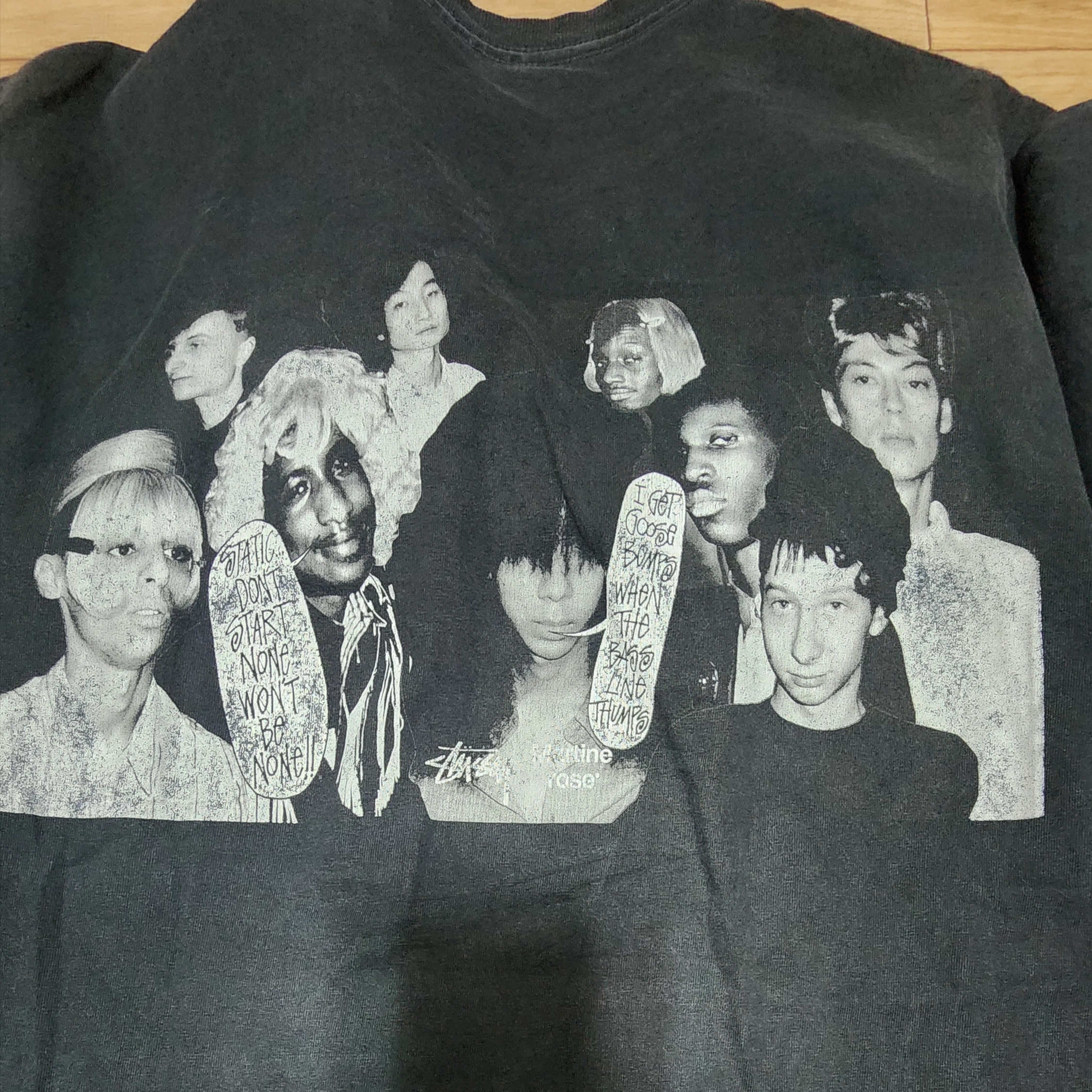 Stussy x Martine Rose Collage Pigment Dyed T-Shirt Black 착용 스타일 - 2