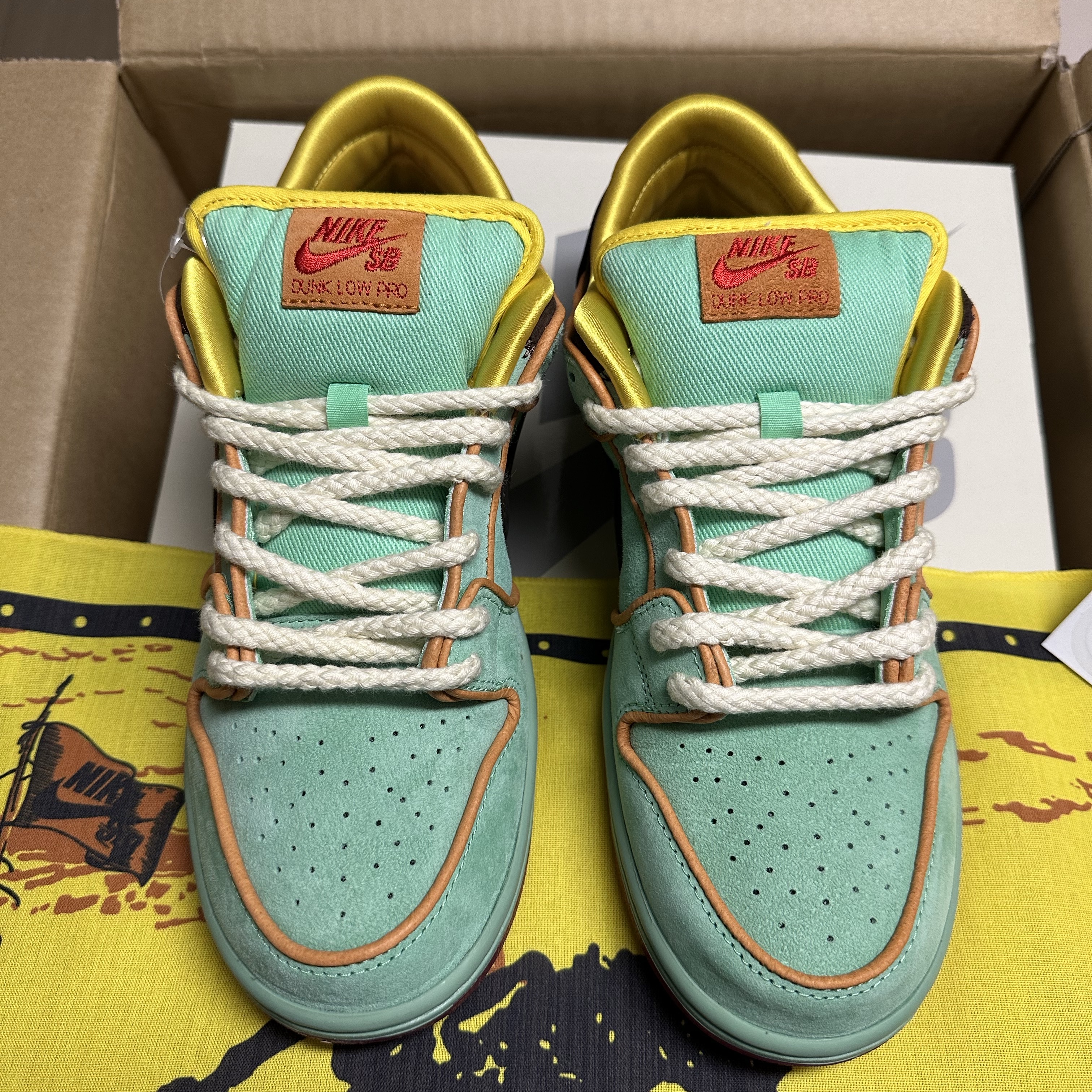 Nike SB Dunk Low Pro Tourmaline 착용 스타일 - 3