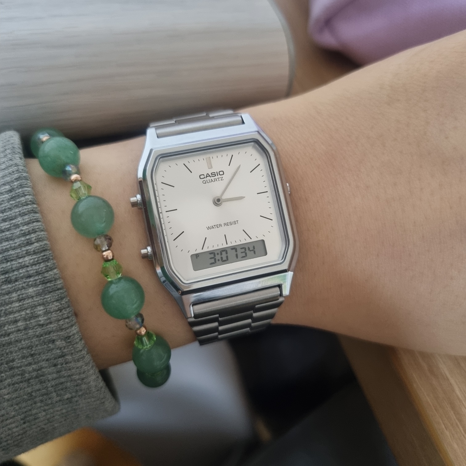 Casio AQ-230A-7AMQY 착용 스타일