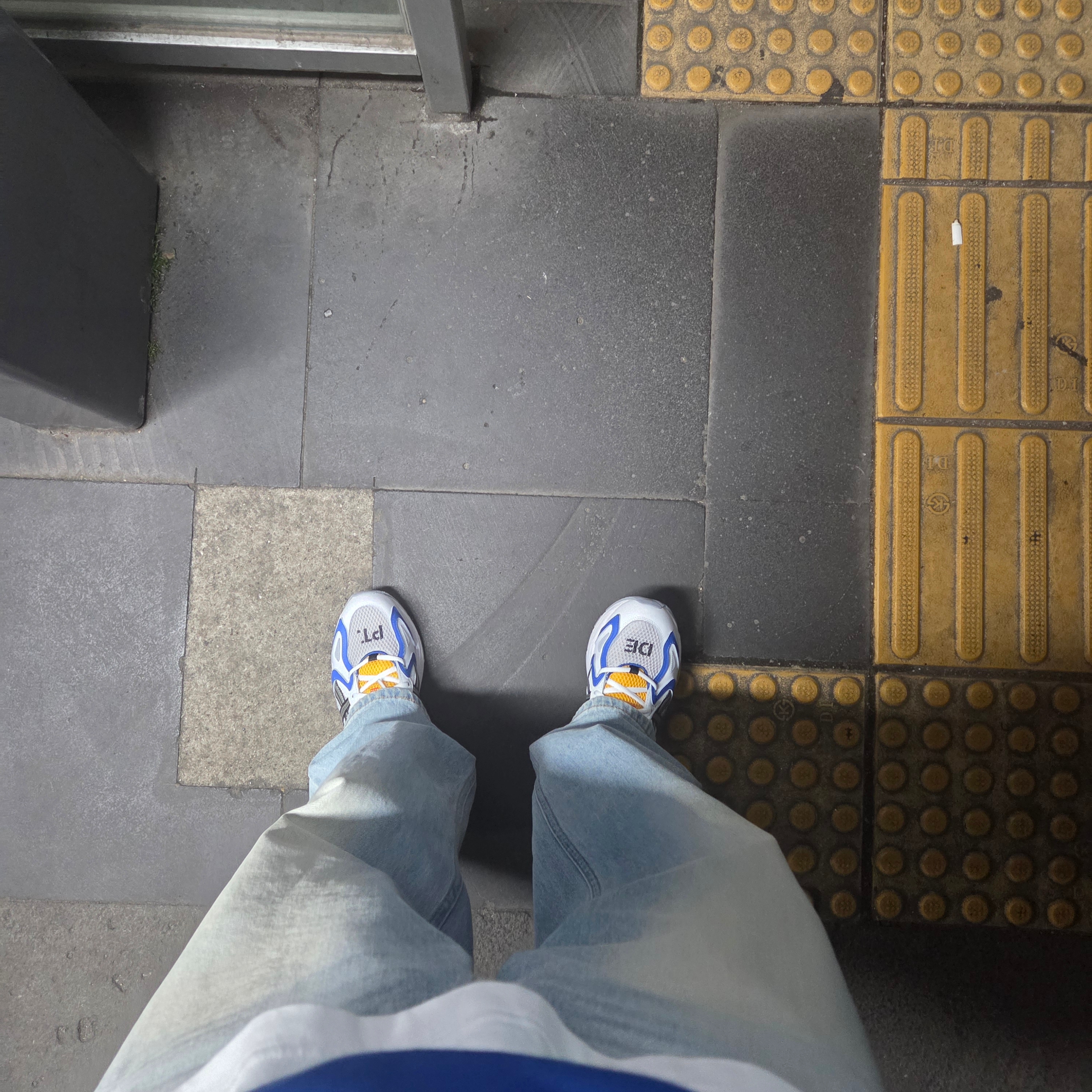 Asics x Gallery Dept. Gel-K1011 White Pure Silver 착용 스타일