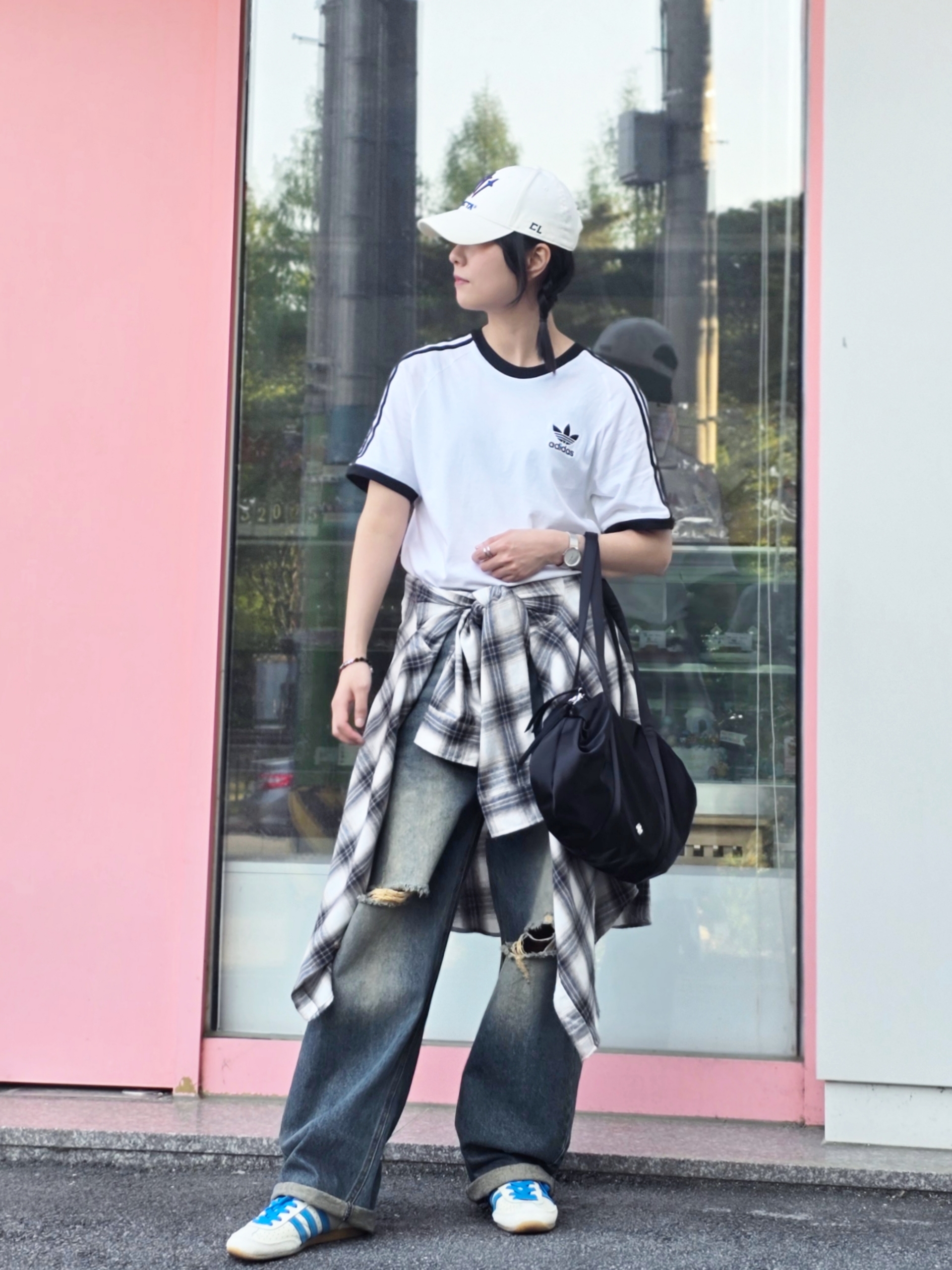 Nike x Drake Nocta NRG LU L91 Cap White, Adidas Adicolor Classics 3-Stripes T-Shirt White - KR Sizing 착용 스타일 - 2