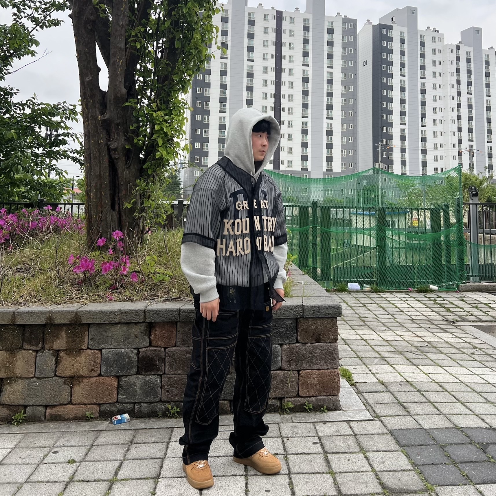 Kapital Sheer Stripe Great Kountry Baseball Shirt Black, Kapital Thin Canvas Lumber Pants Black 착용 스타일 - 2