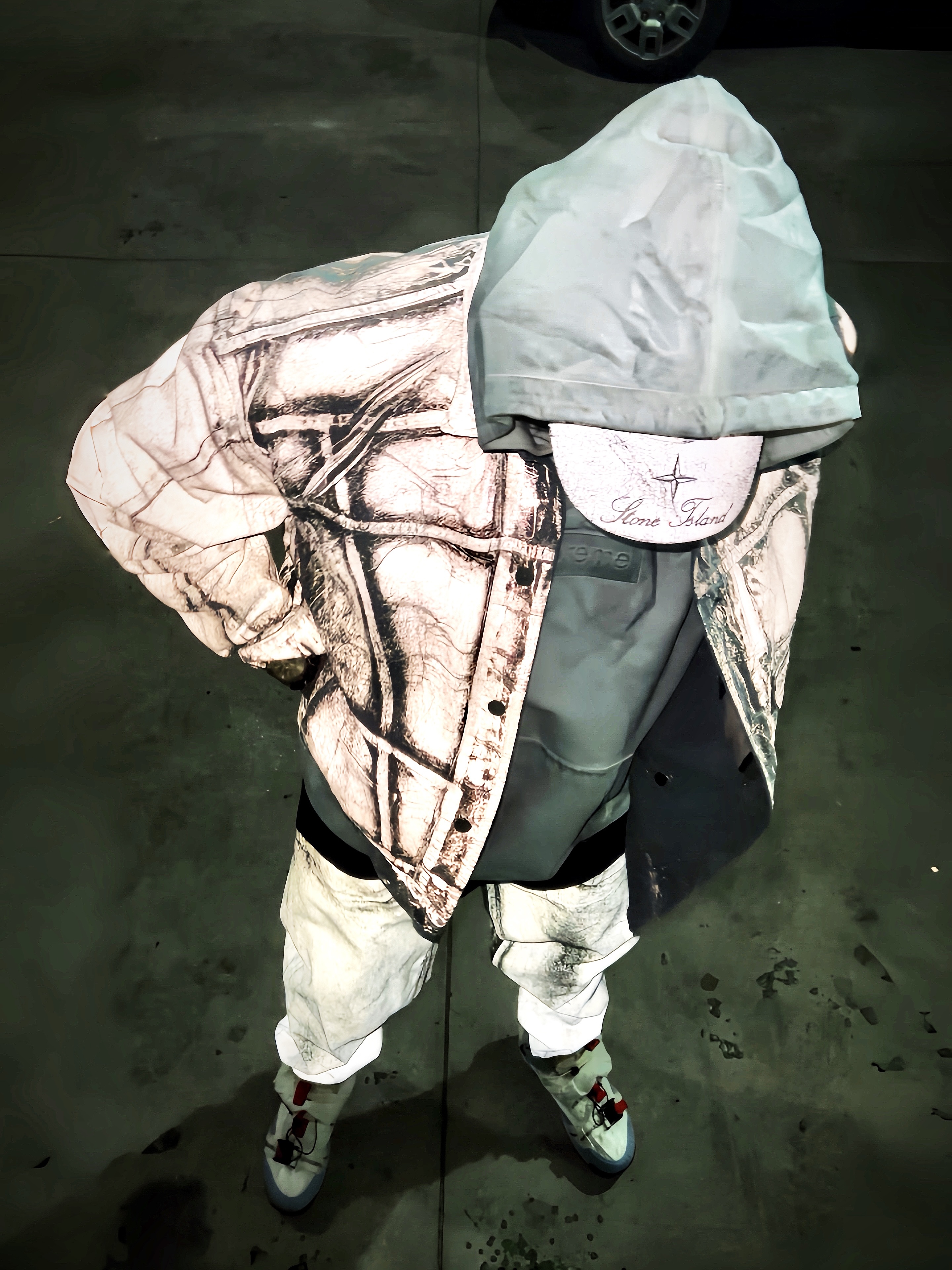 Supreme x Stone Island Denim 6-Panel Reflective - 23FW, Supreme x Stone Island Denim Trucker Jacket Reflective - 23FW 착용 스타일 - 2