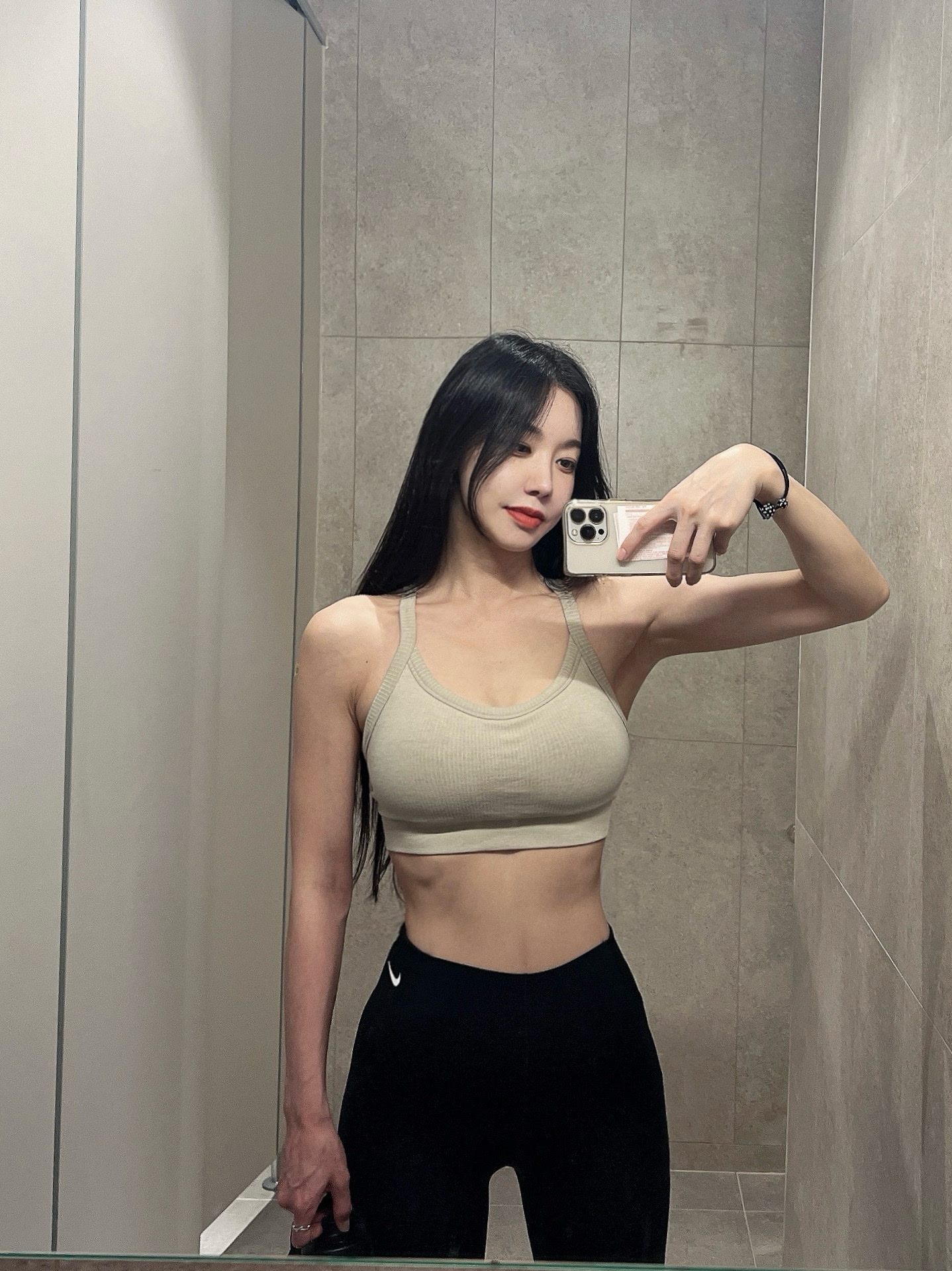 (W) Nike Epic Faster 7/8 Leggings Black - Asia, Nike V2K Run Summit White Metallic Silver 착용 스타일 - 2