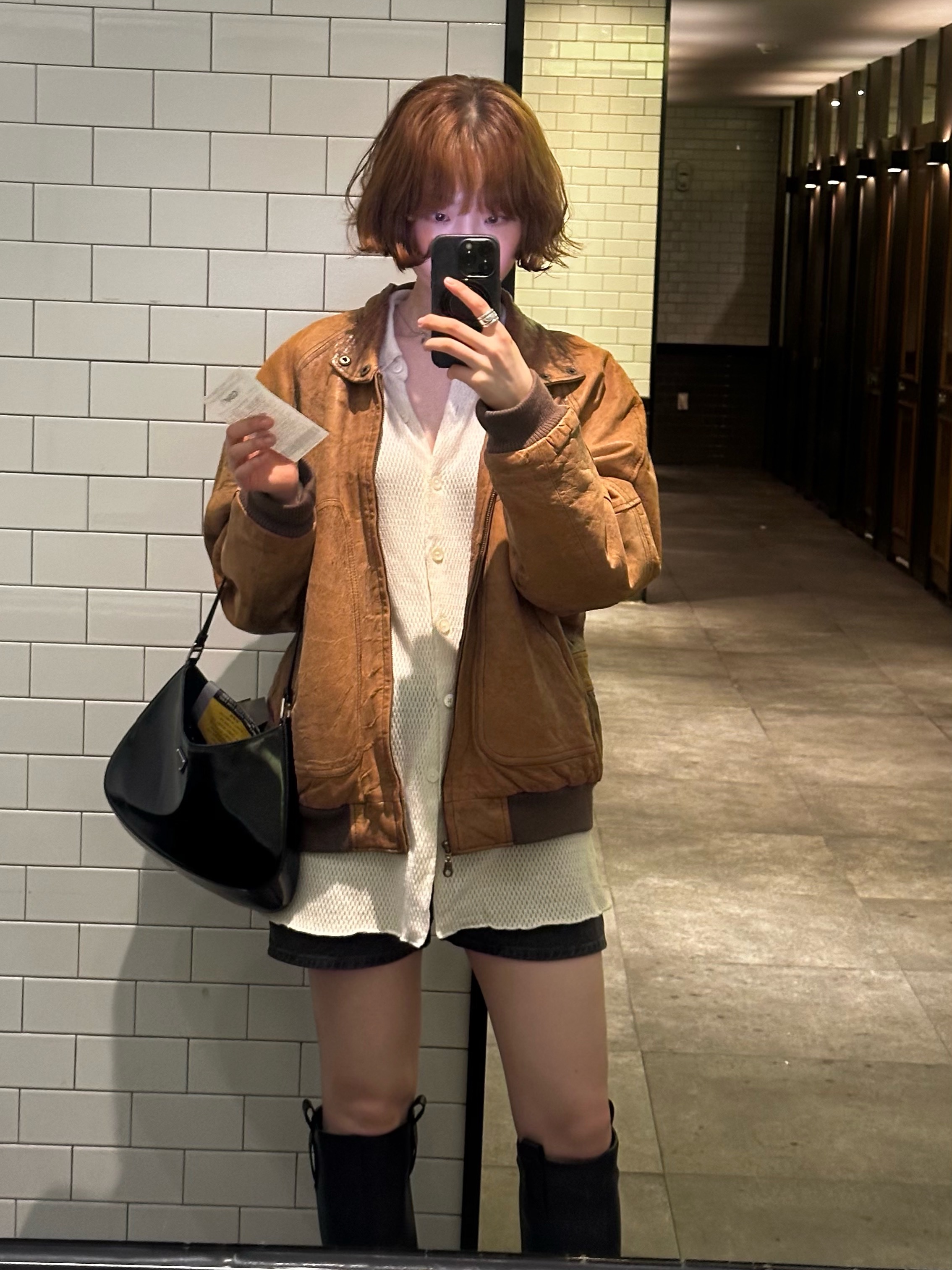 (W) Our Legacy Hollow Shirt Ecru Sparse Cotton, Prada Cleo Brushed Leather Shoulder Bag Black 착용 스타일 - 2