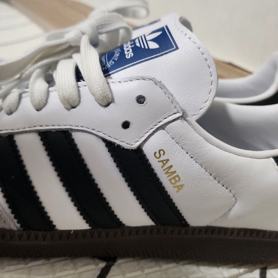 Adidas Samba OG Cloud White 착용 스타일