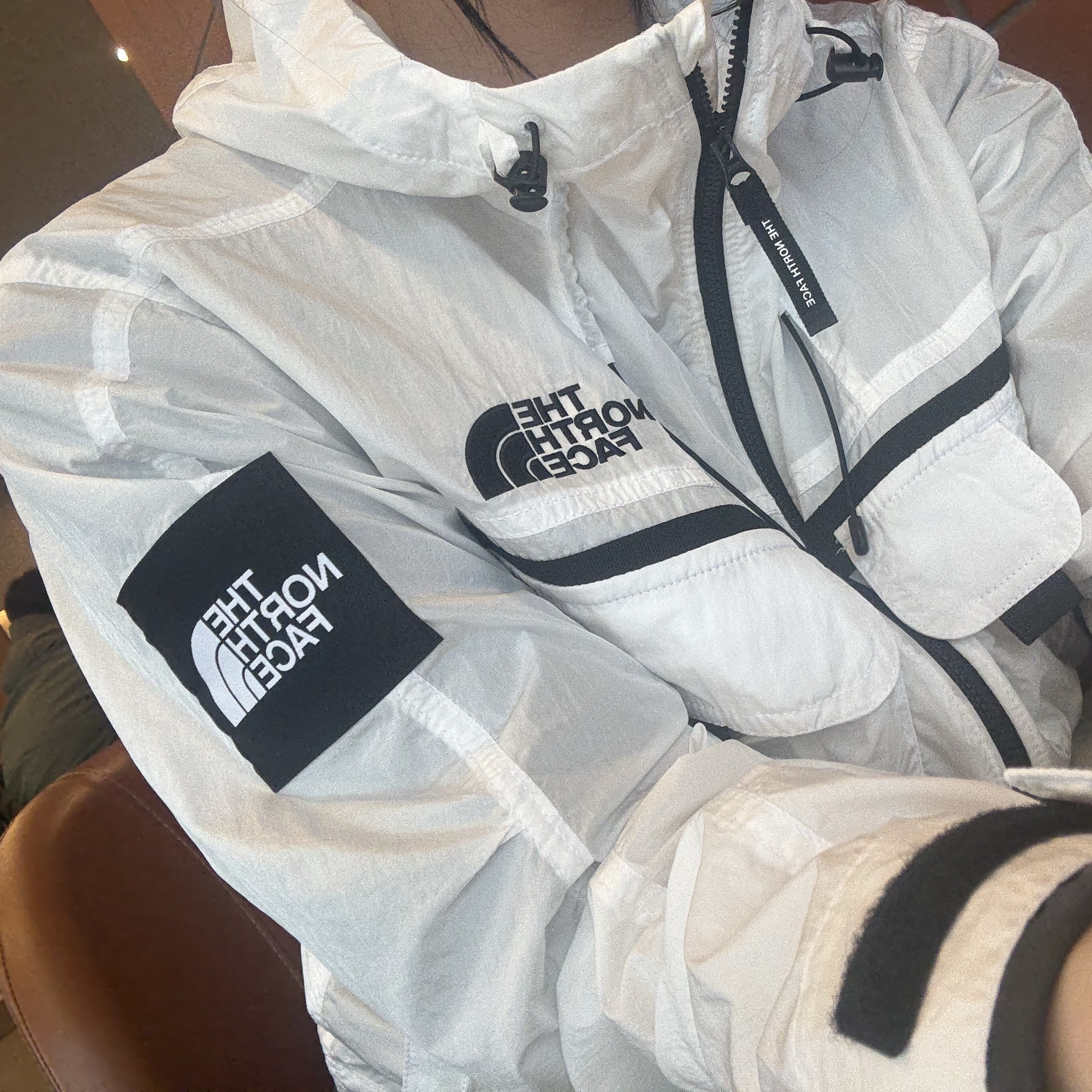 The North Face Sheldon Jacket White - 25SS 착용 스타일 - 2