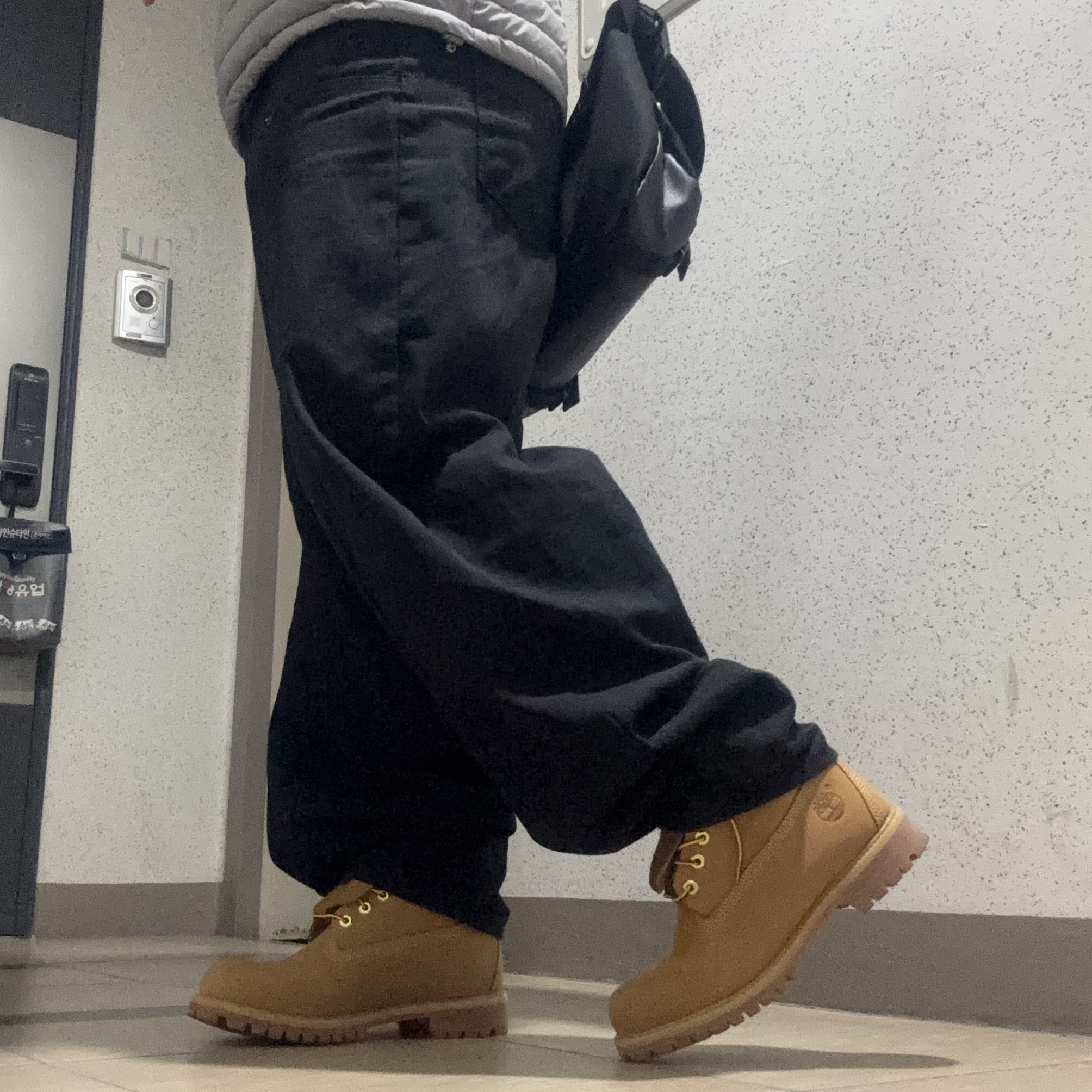 Timberland Premium 6 inch Waterproof Boot Wheat Nubuck - Wide 착용 스타일 - 2