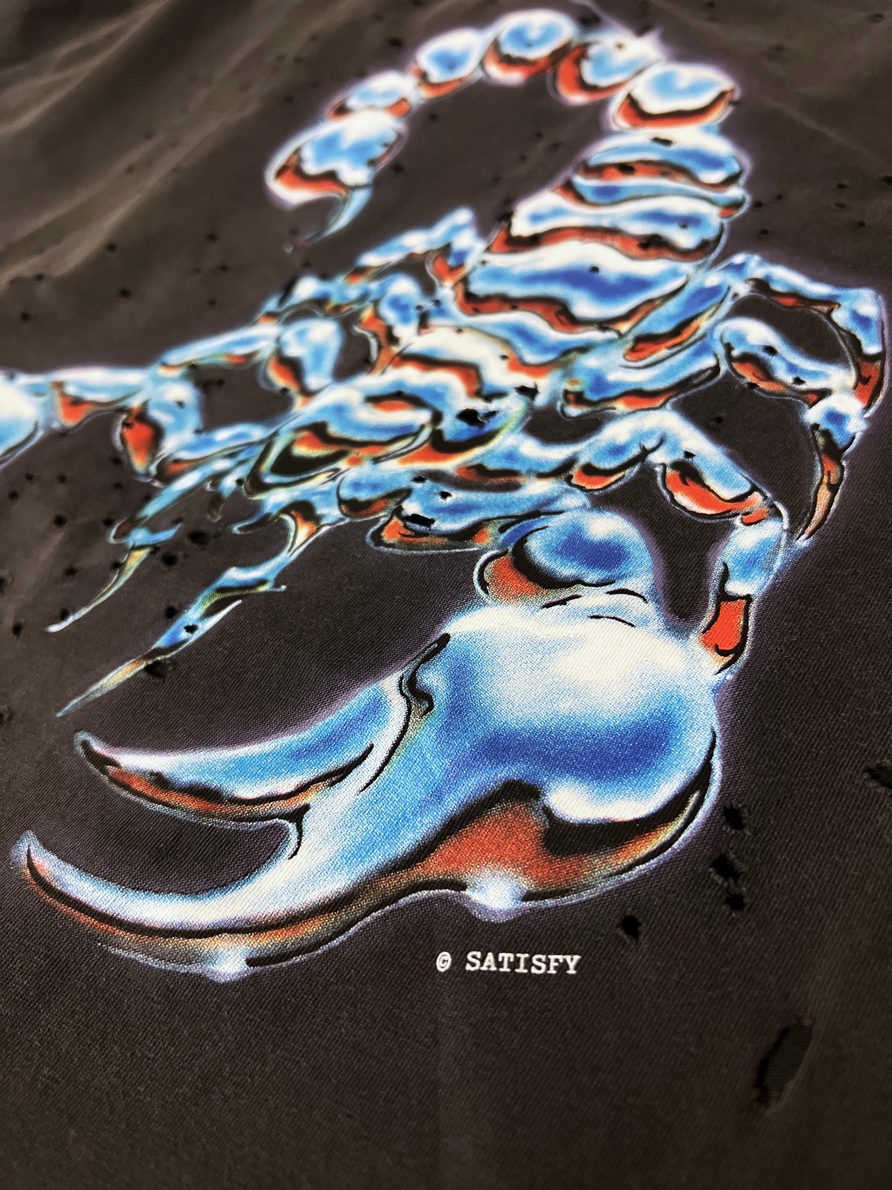 Satisfy Mothtech T-Shirt Aged Black 착용 스타일