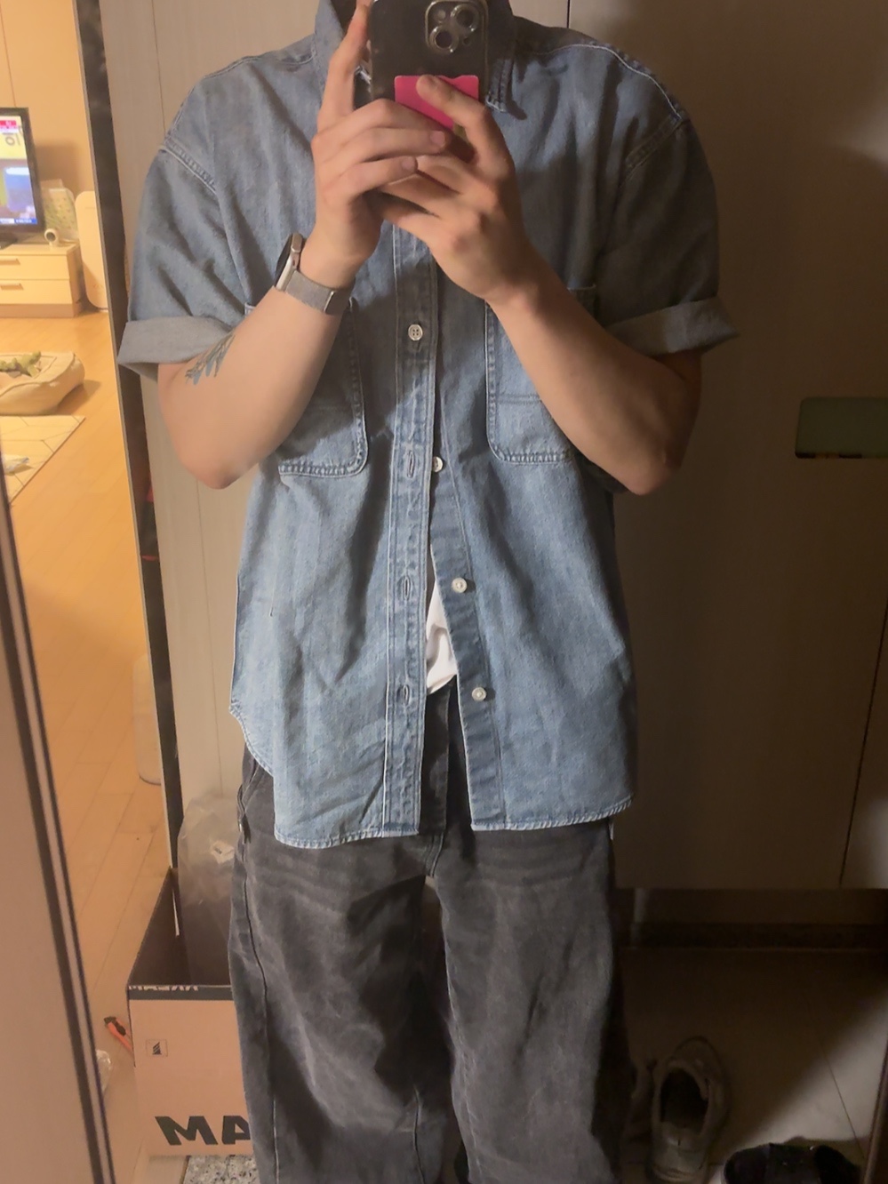Supreme Loose Fit S/S Denim Painter Shirt Washed Blue - 24SS 착용 스타일 - 2