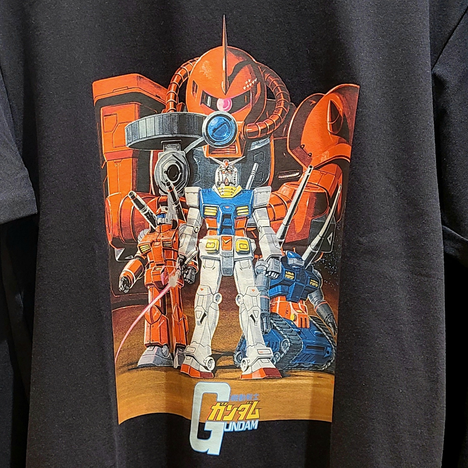Uniqlo UT x Gundam Graphic T-Shirt C Black - KR, Uniqlo UT x Gundam Graphic T-Shirt B Black - KR 착용 스타일 - 1