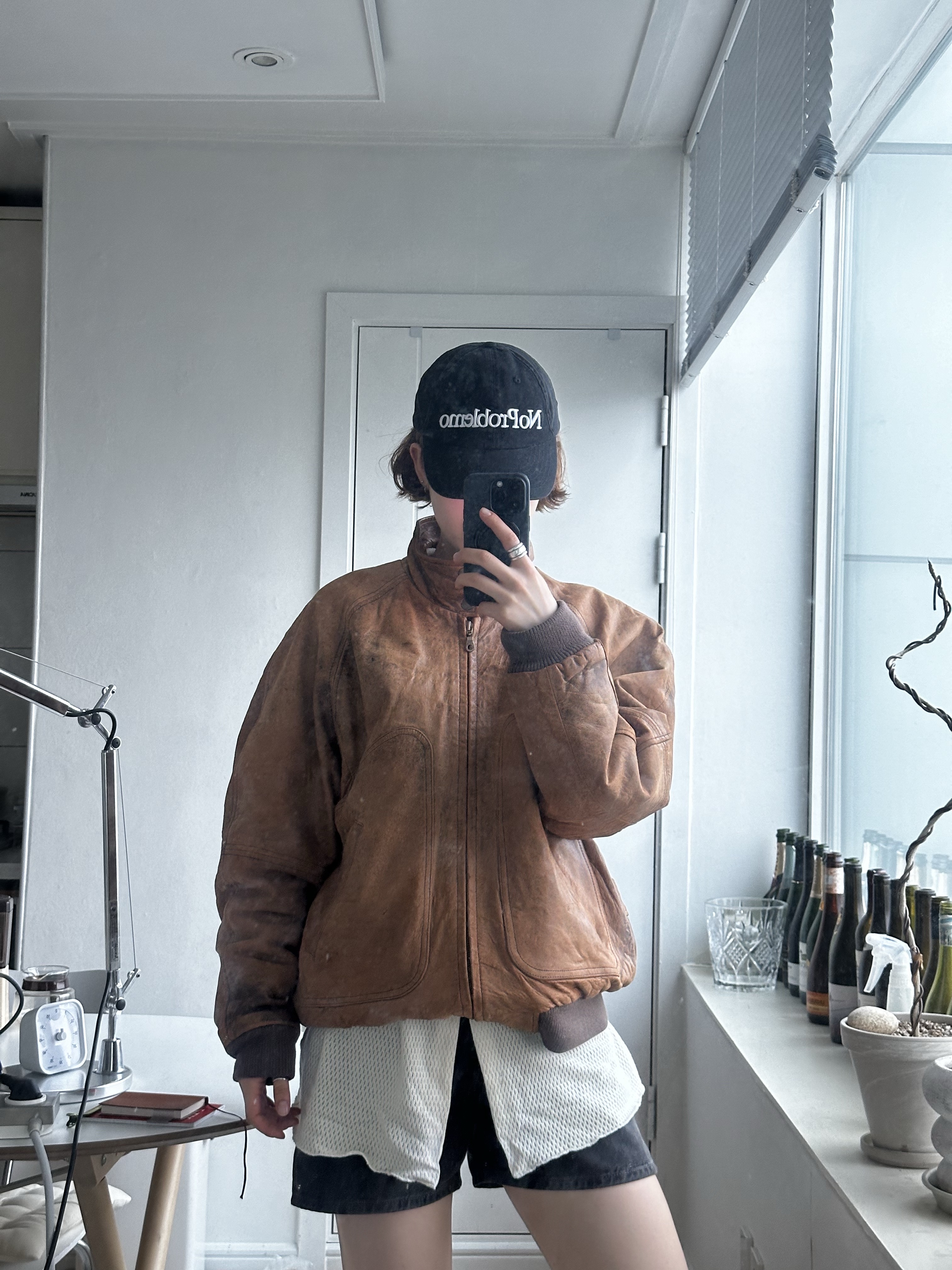 (W) Our Legacy Hollow Shirt Ecru Sparse Cotton, Prada Cleo Brushed Leather Shoulder Bag Black 착용 스타일 - 4