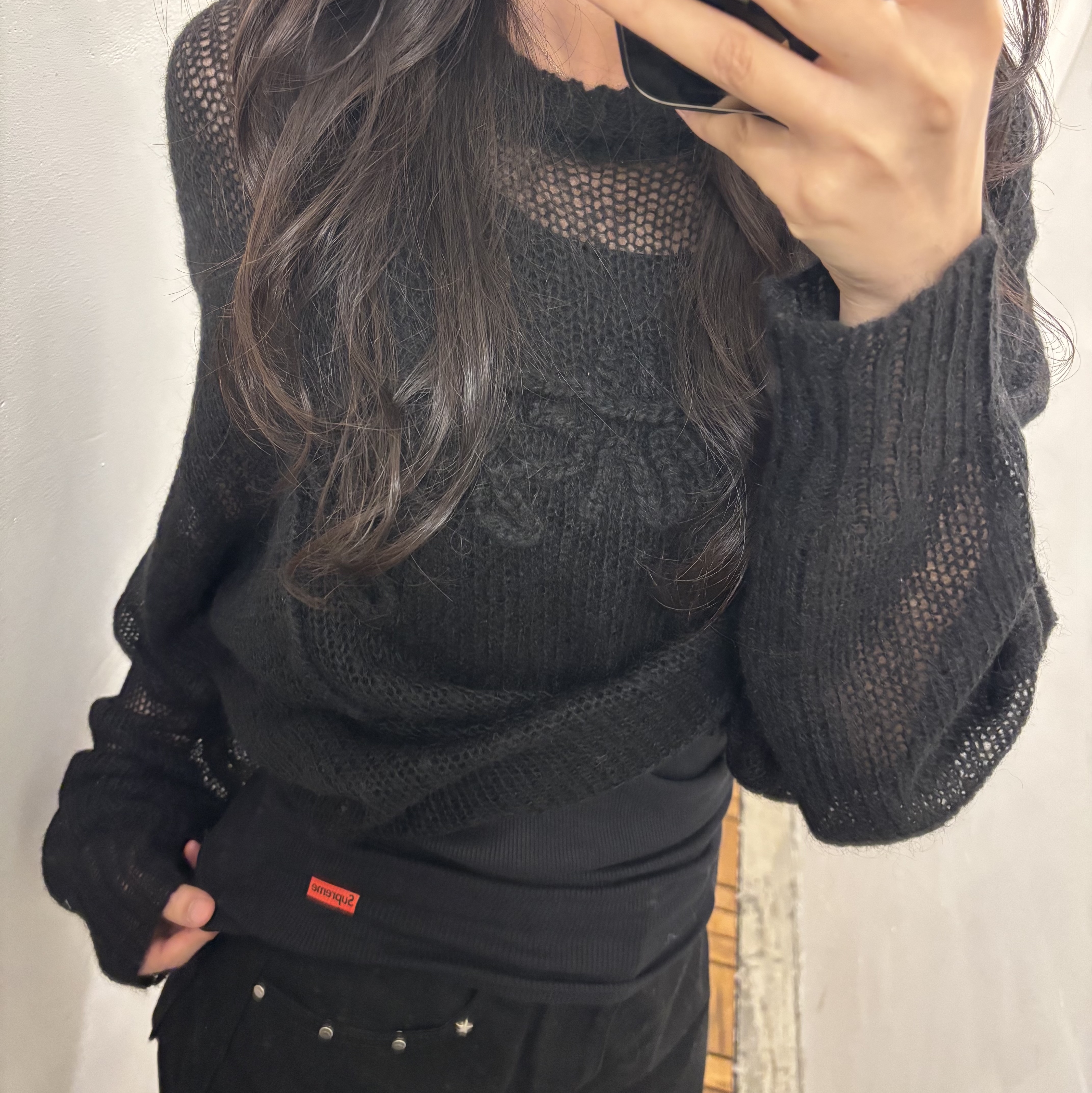 Stussy Loose Knit Logo Sweater Black, Supreme Hanes Tagless Tank Tops Black (3 Pack) 착용 스타일 - 3