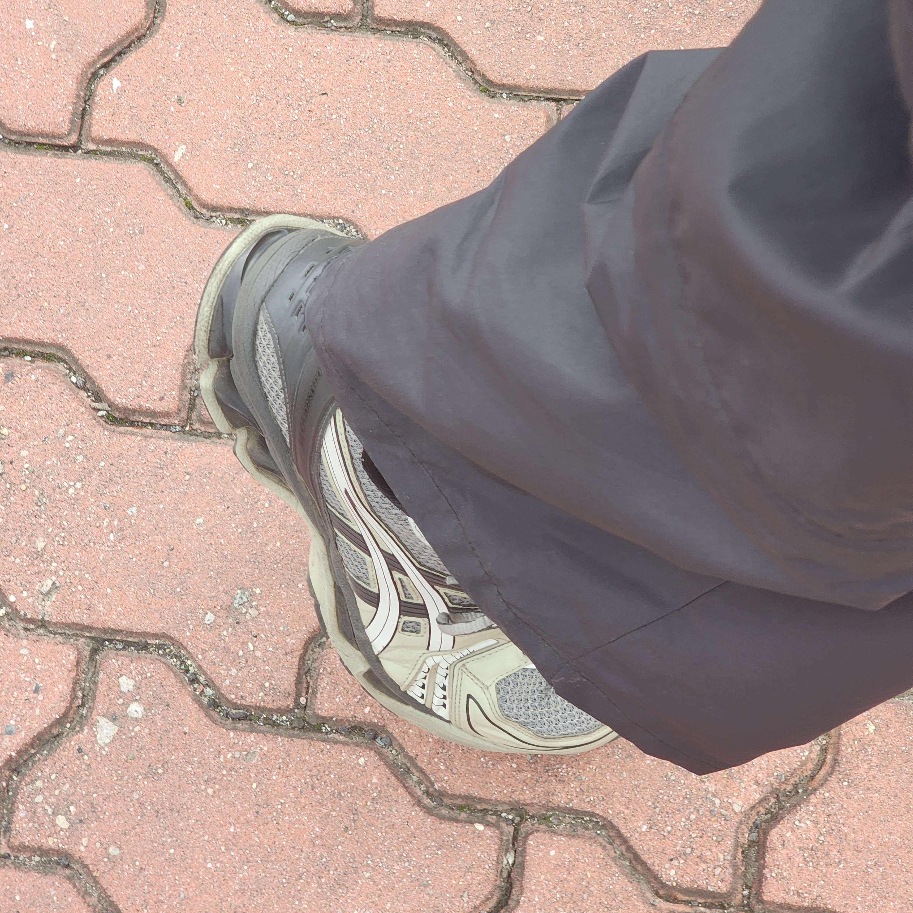 Asics UB1-S Gel-Kayano 14 Piedmont Grey 착용 스타일