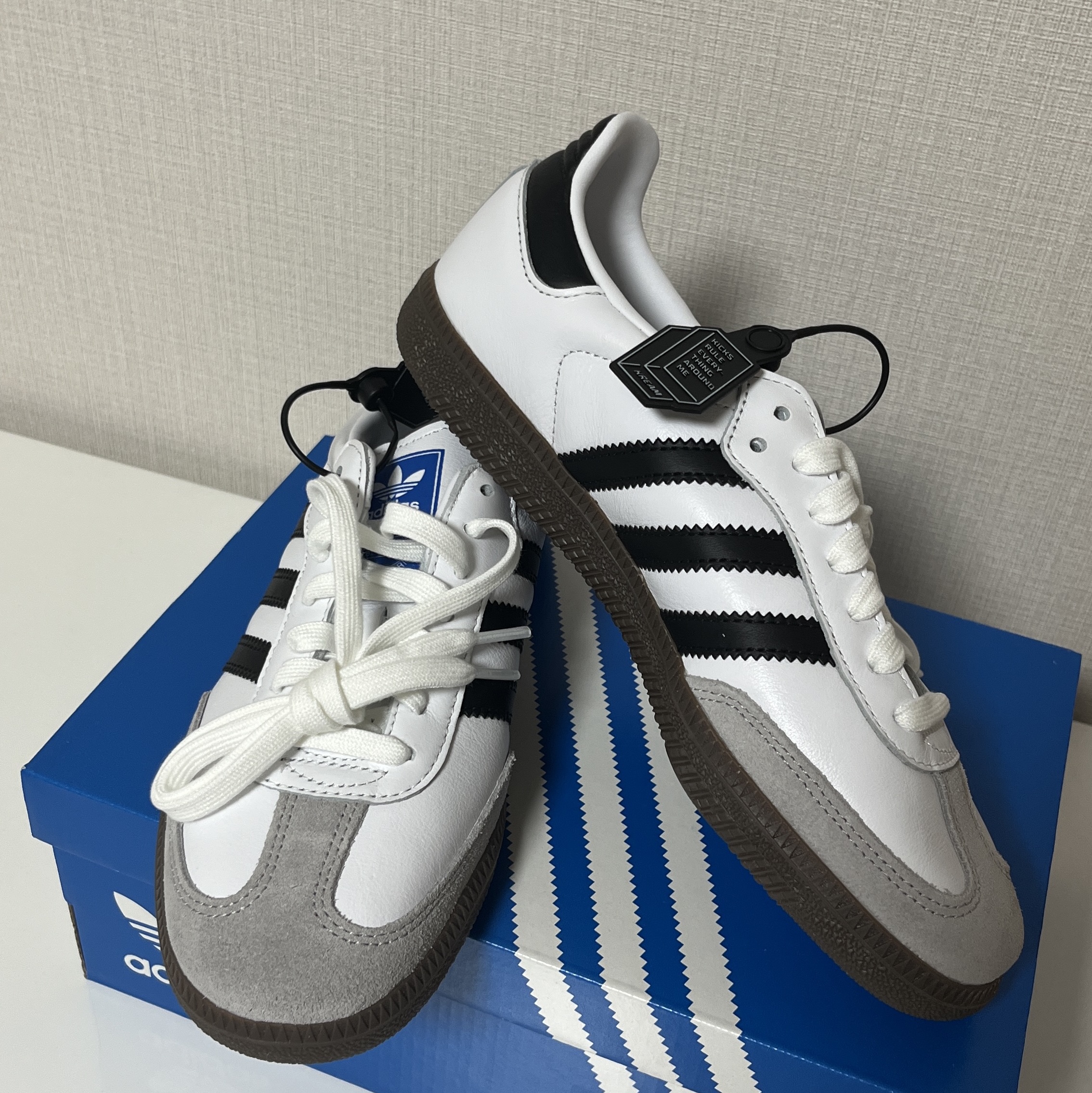 Adidas Samba OG Cloud White 착용 스타일 - 1