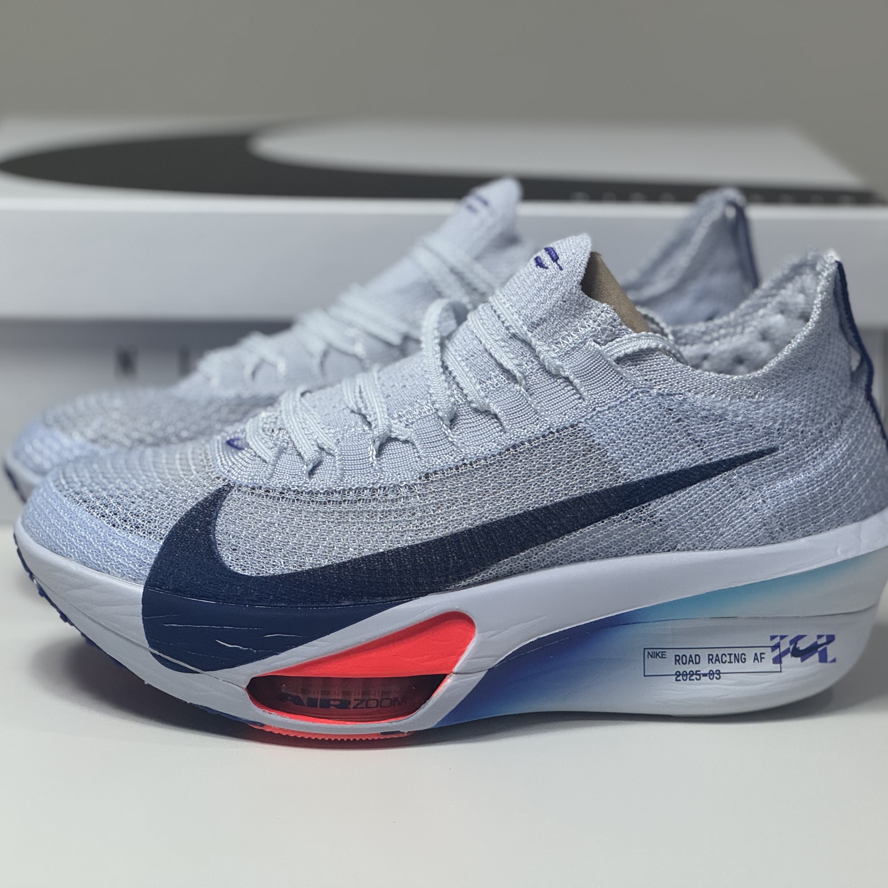 Nike Air Zoom Alphafly Next% 3 Football Grey Ghost 착용 스타일