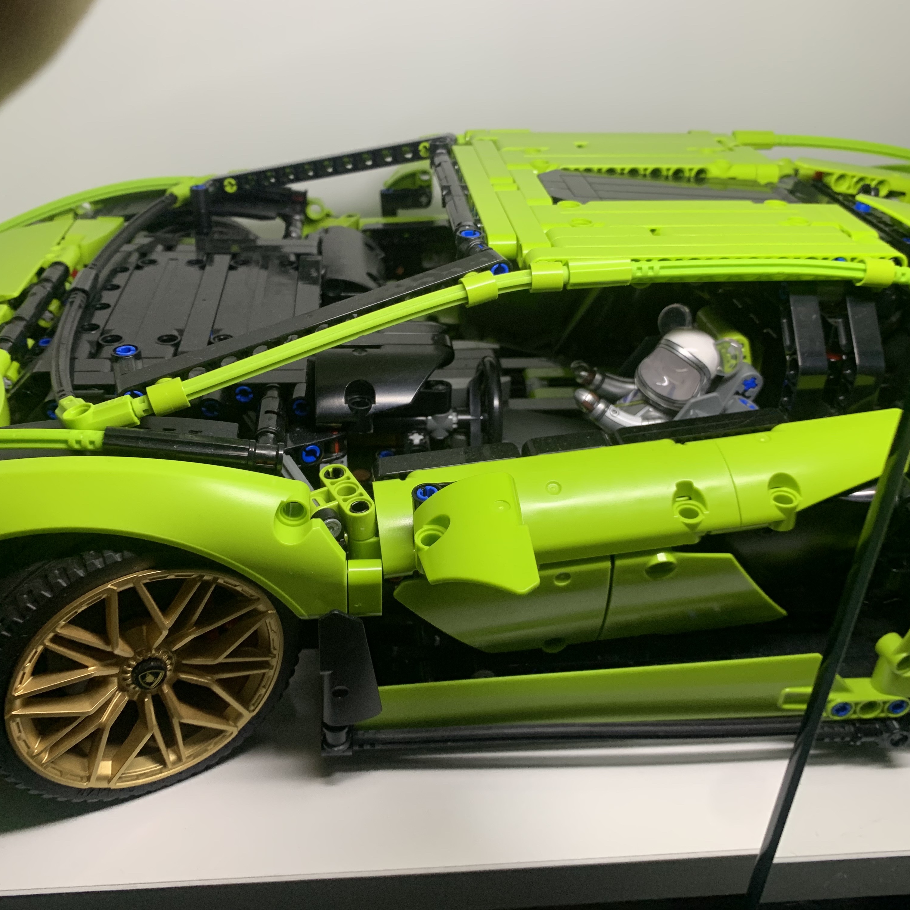 Lego Lamborghini Sian FKP 37 착용 스타일 - 3