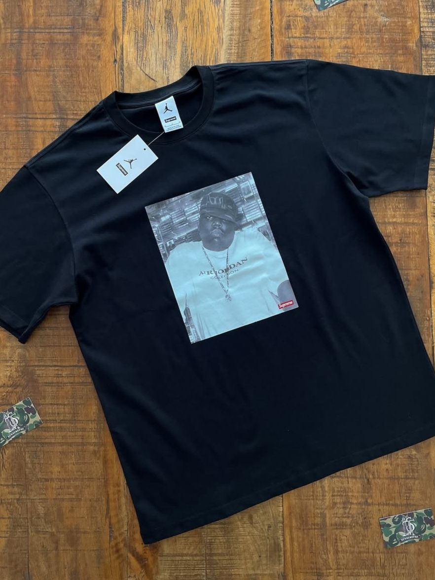 Supreme x Jordan Biggie S/S Top Black - 24FW 착용 스타일