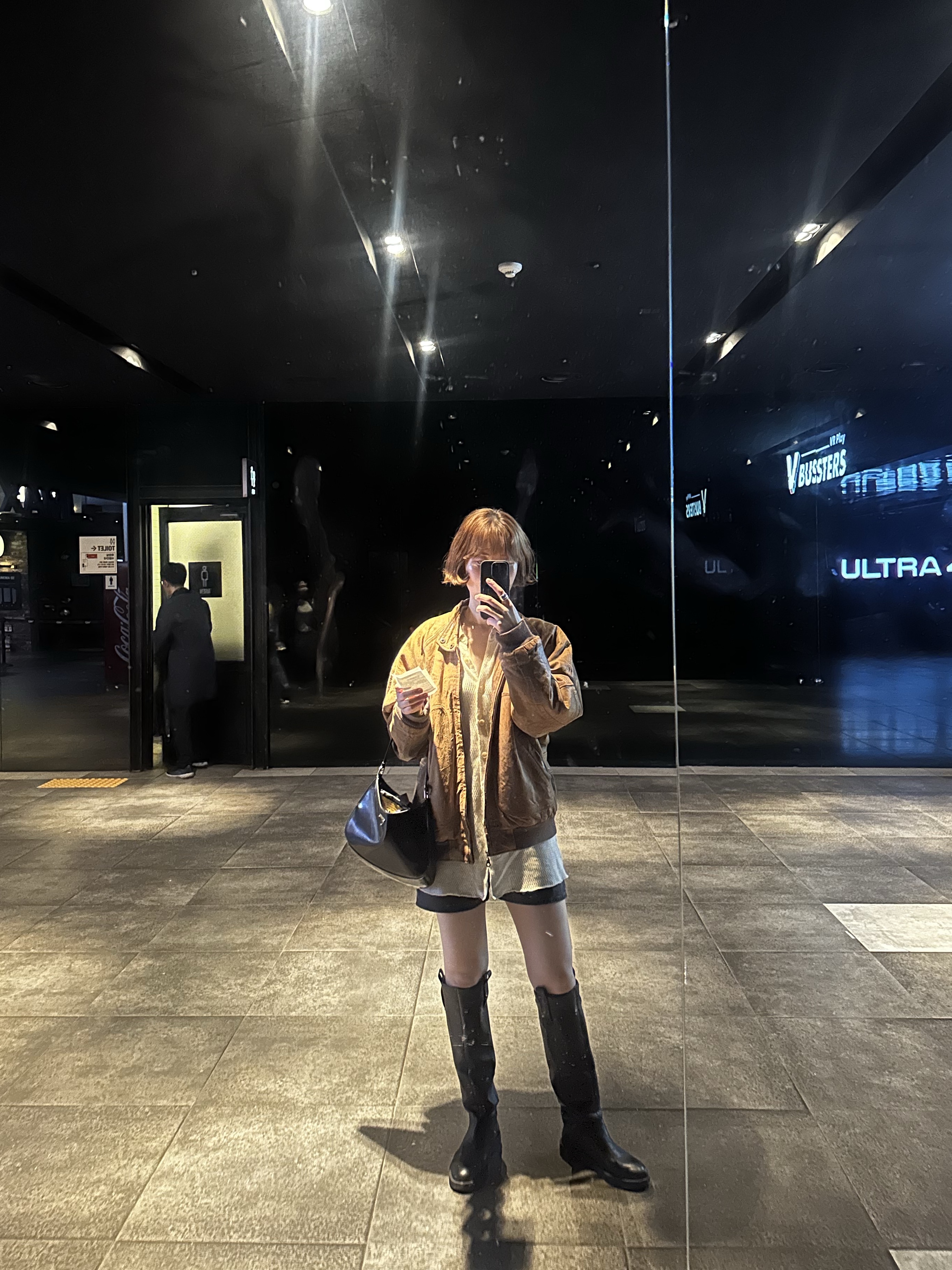 (W) Our Legacy Hollow Shirt Ecru Sparse Cotton, Prada Cleo Brushed Leather Shoulder Bag Black 착용 스타일 - 3
