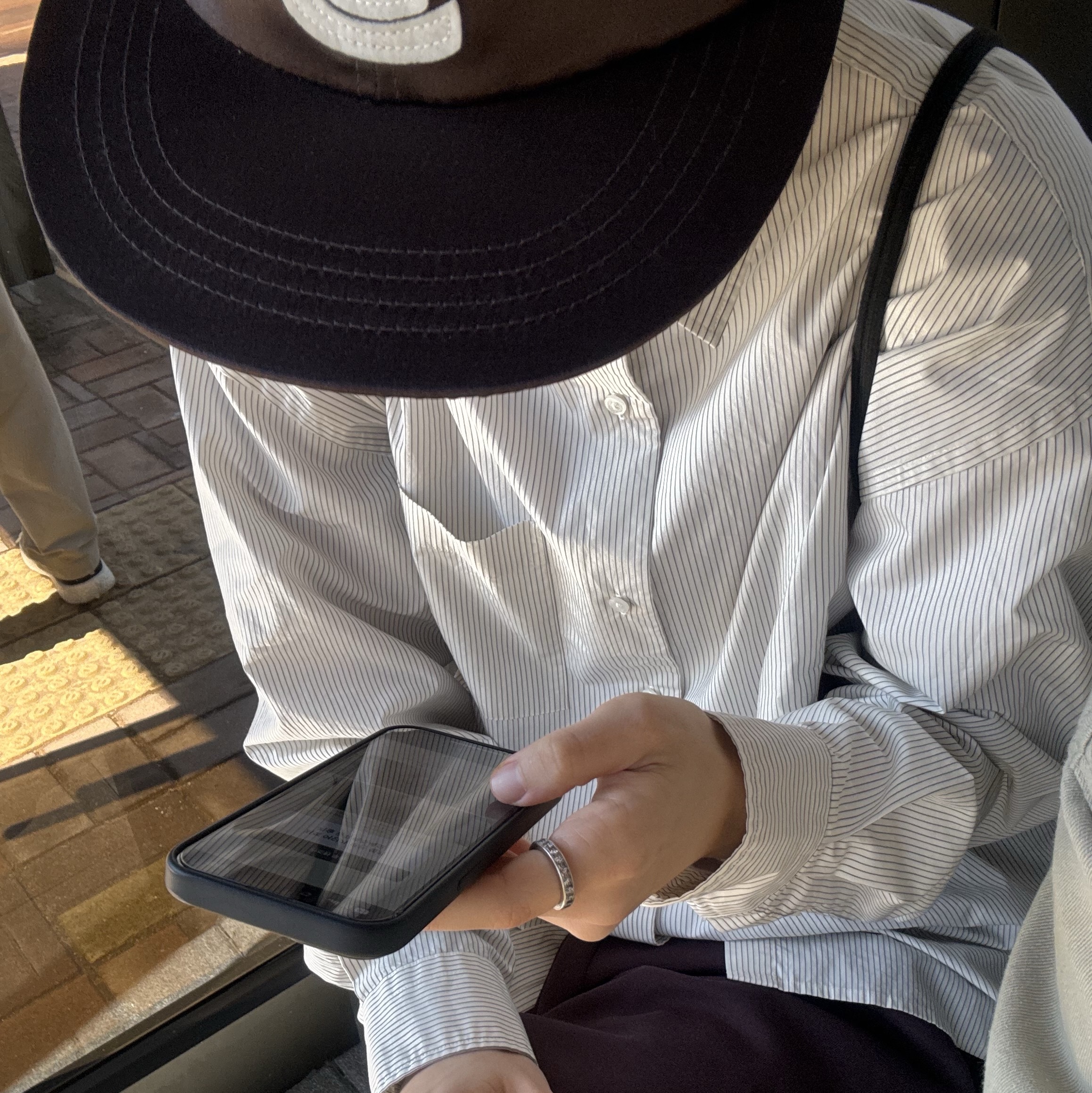 Safarispot Emblem Patch Satin Cap Turquoise, Vans Skate Loafer Black 착용 스타일 - 3