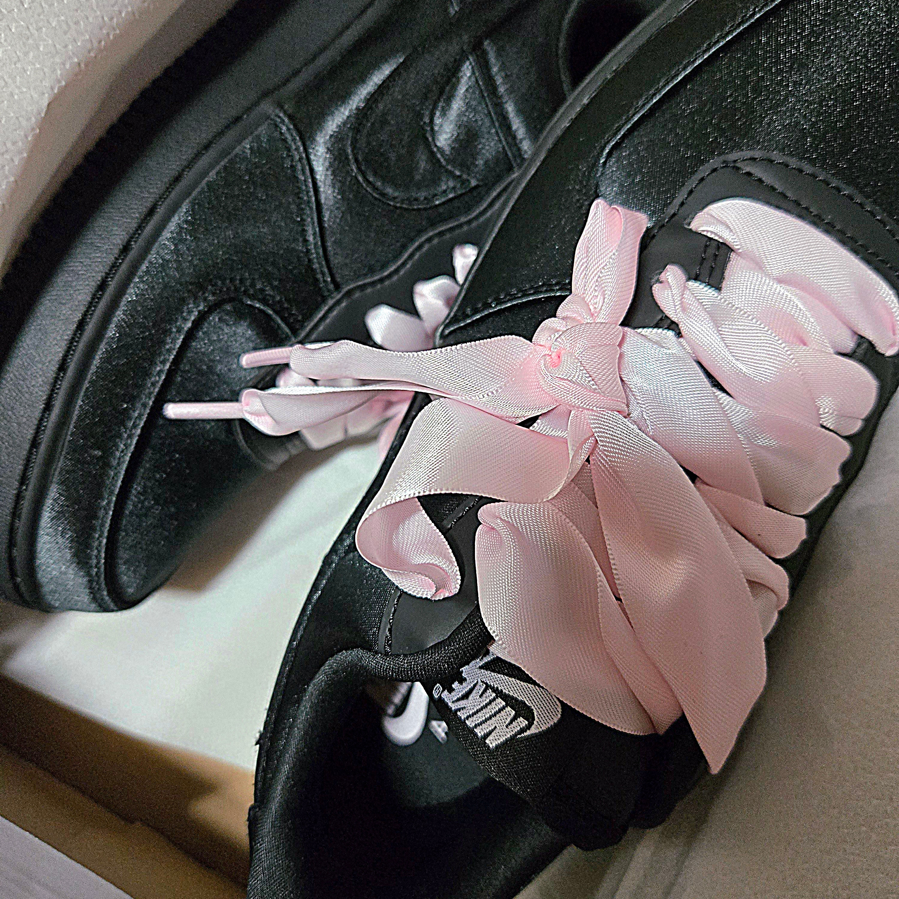 (W) Nike Air Force 1 '07 LV8 Black Pink Ice 착용 스타일