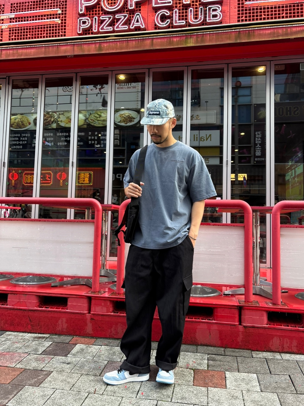 Jordan 1 High Golf University Blue, Supreme Denim Camp Cap Snake - 24FW 착용 스타일 - 3
