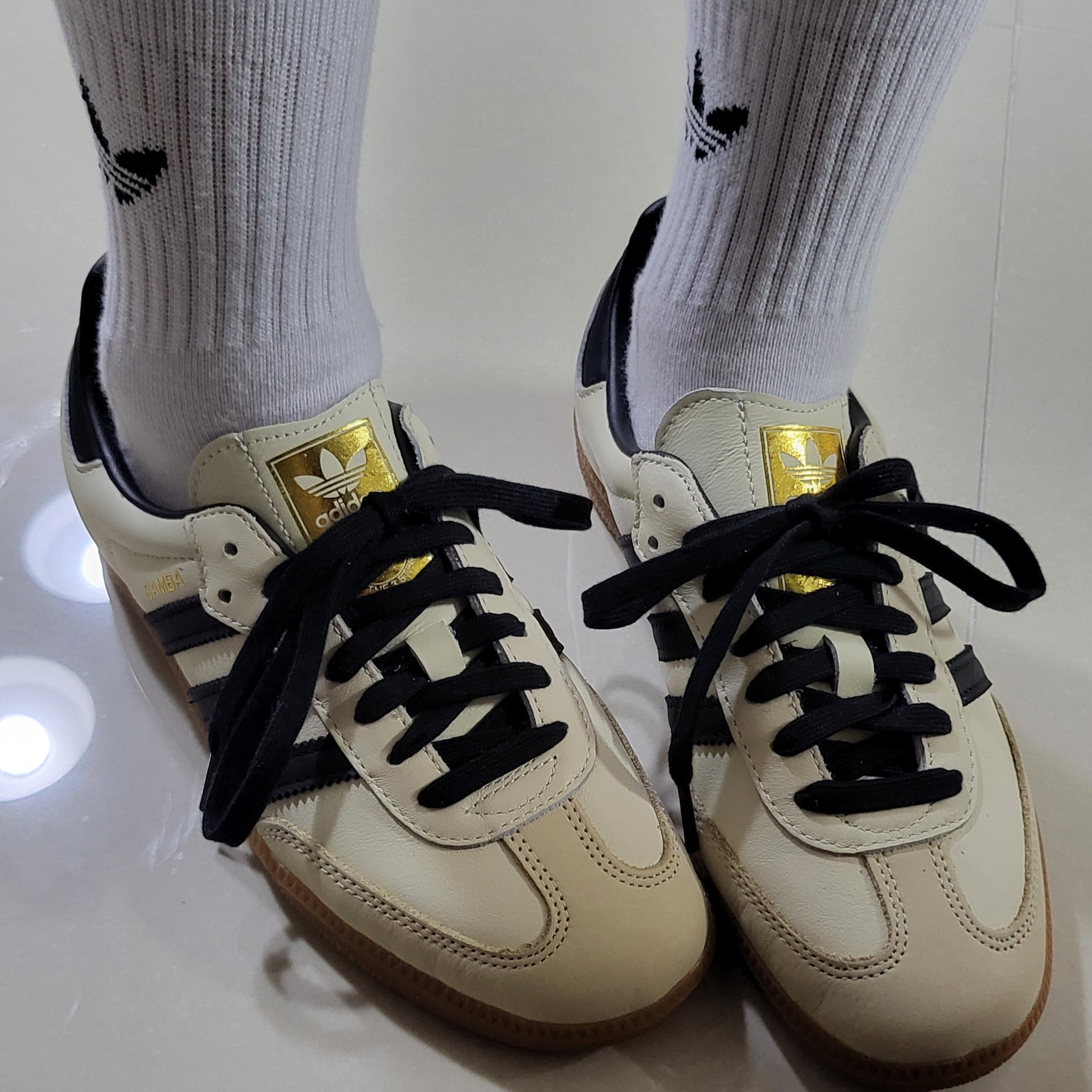 (W) Adidas Samba OG Cream White Core Black 착용 스타일
